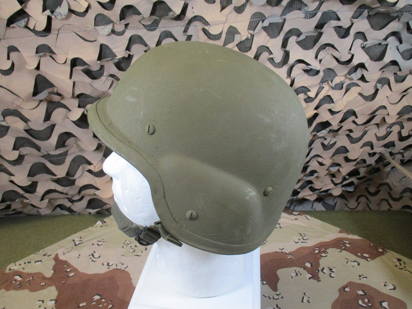 USGI PASGT Helmet Size Small OD Green K-Pot 1983 NSN 8470-01-092-7526