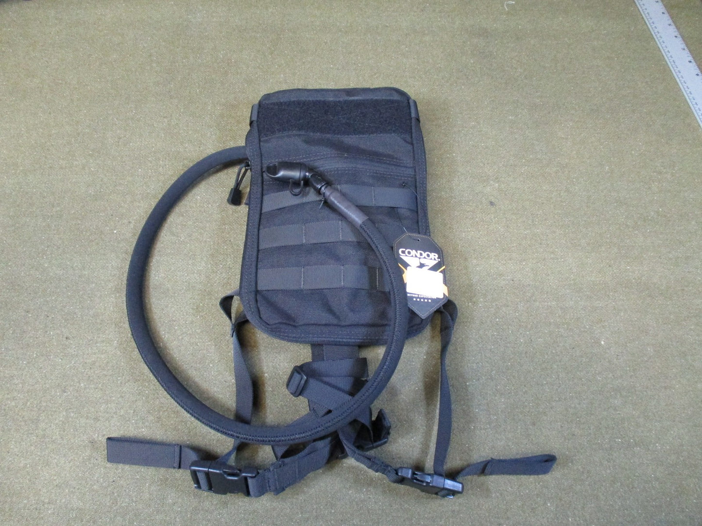 New Condor Tidepool Tactical Hydration Carrier Pack with Bladder - Black