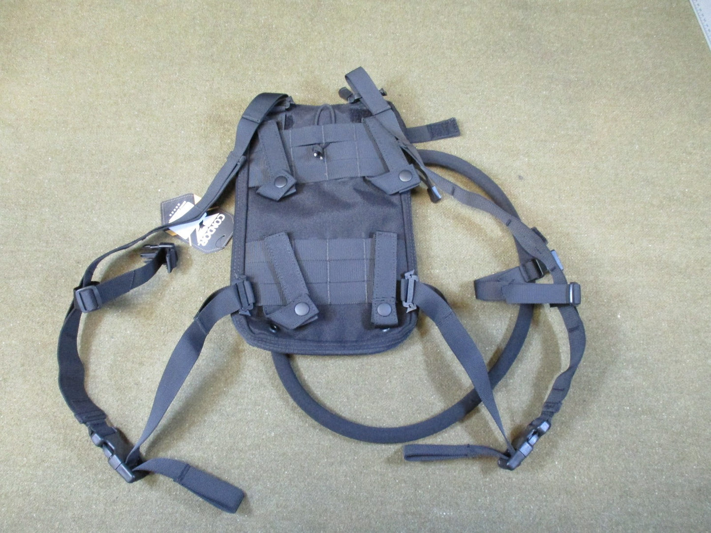 New Condor Tidepool Tactical Hydration Carrier Pack with Bladder - Black