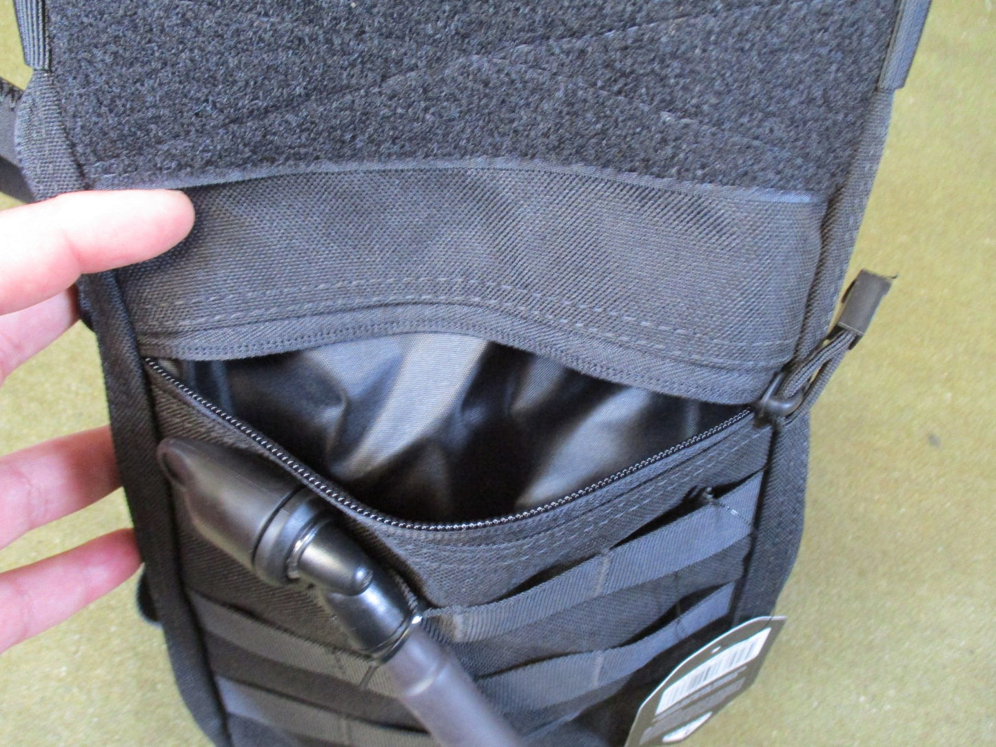 New Condor Tidepool Tactical Hydration Carrier Pack with Bladder - Black