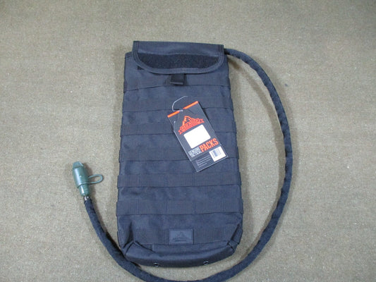 Red Rock Outdoor Gear MOLLE Hydration Pouch with 2.5L Bladder - Black