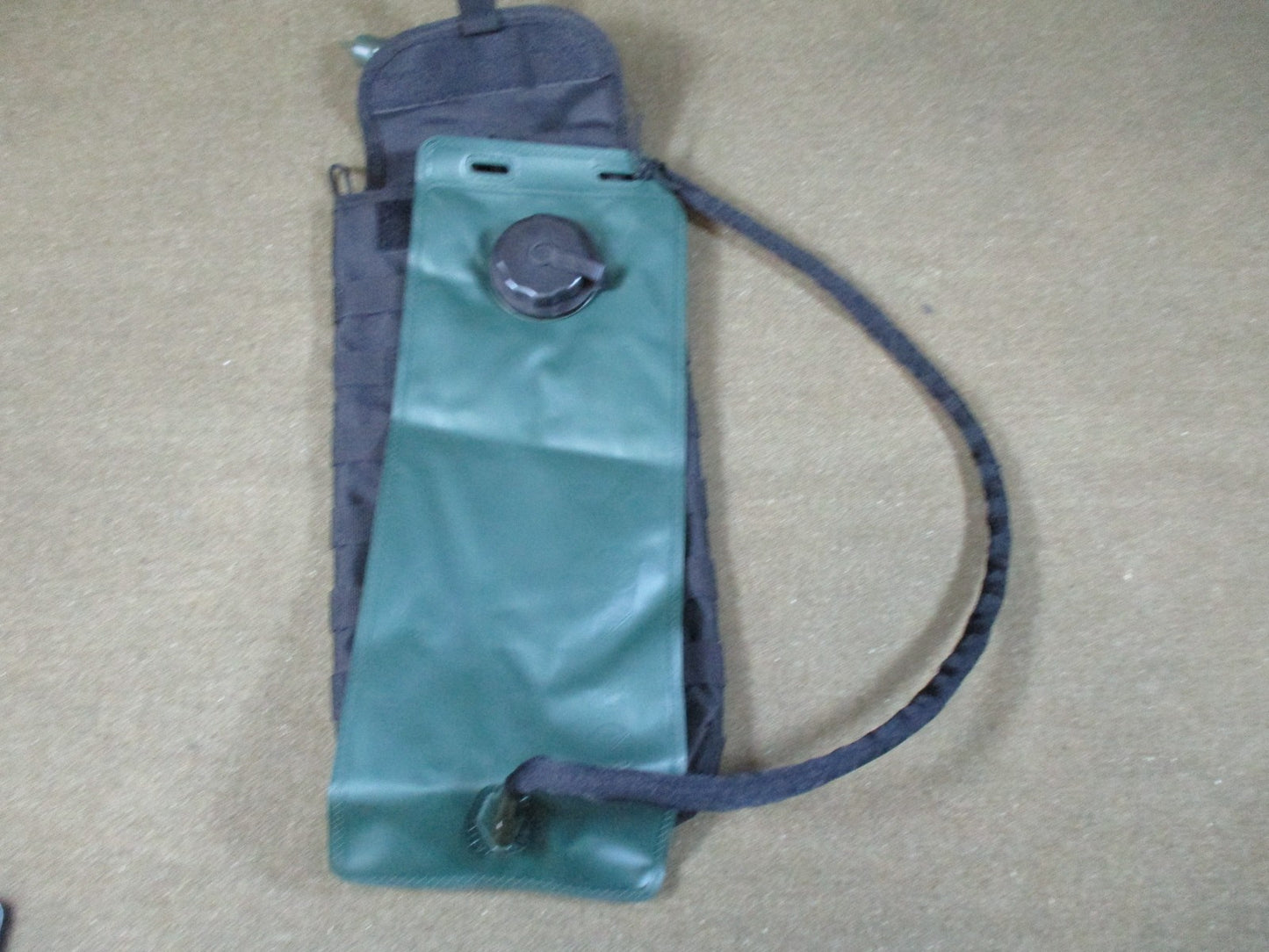 Red Rock Outdoor Gear MOLLE Hydration Pouch with 2.5L Bladder - Black