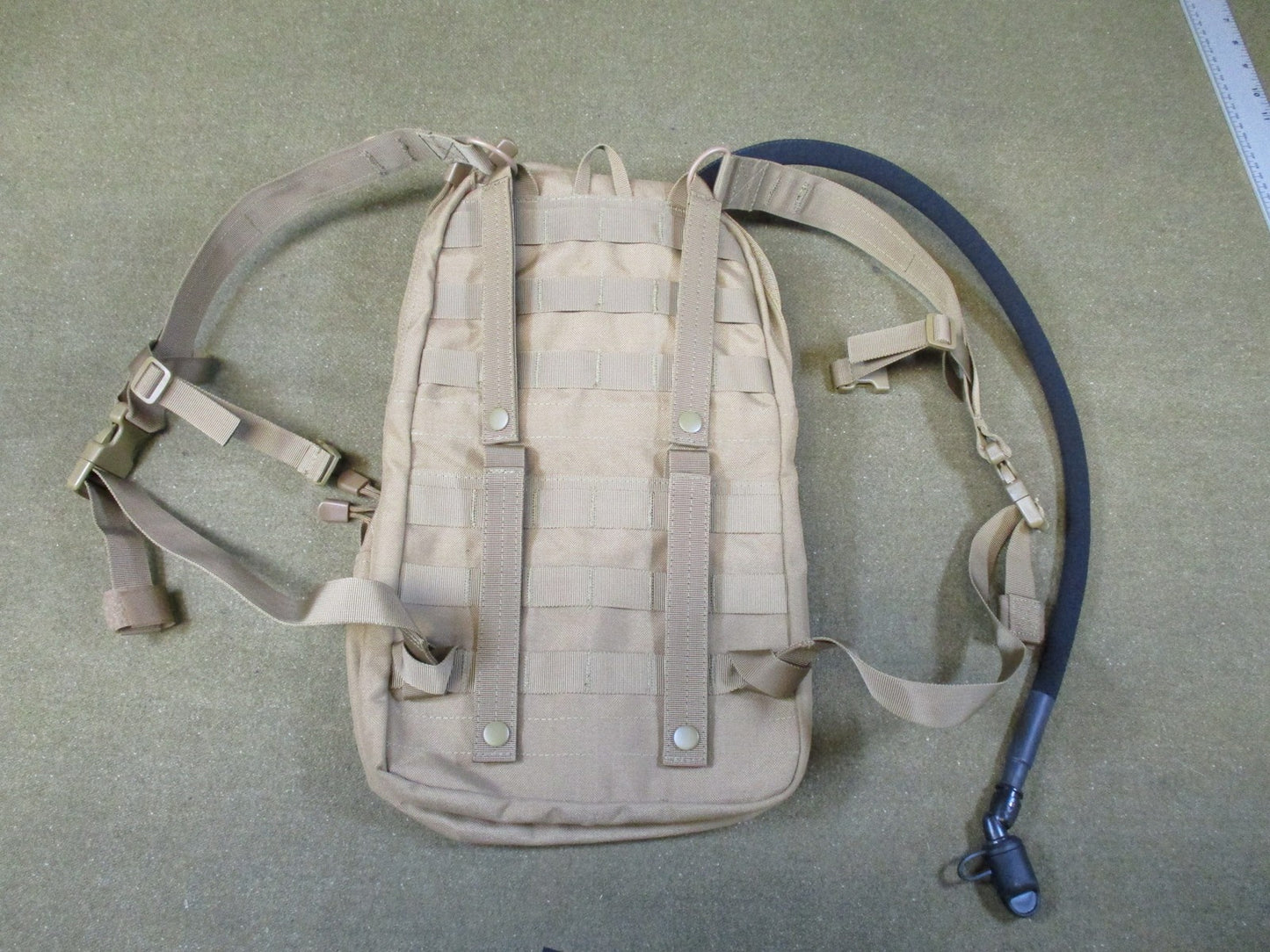 Condor HCB2 Hydration Carrier Coyote Brown Tactical MOLLE Pack w/ Bladder New