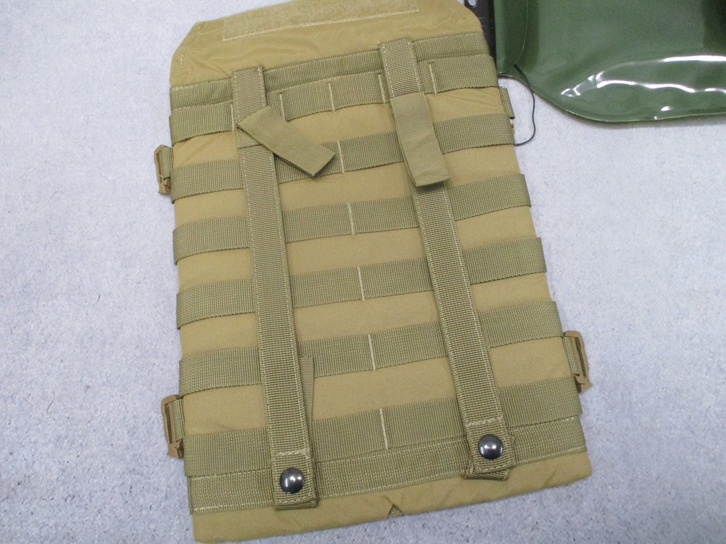 USMC Source Tactical Gear 3L Hydration Carrier Coyote Tan MOLLE Pouch Reservoir