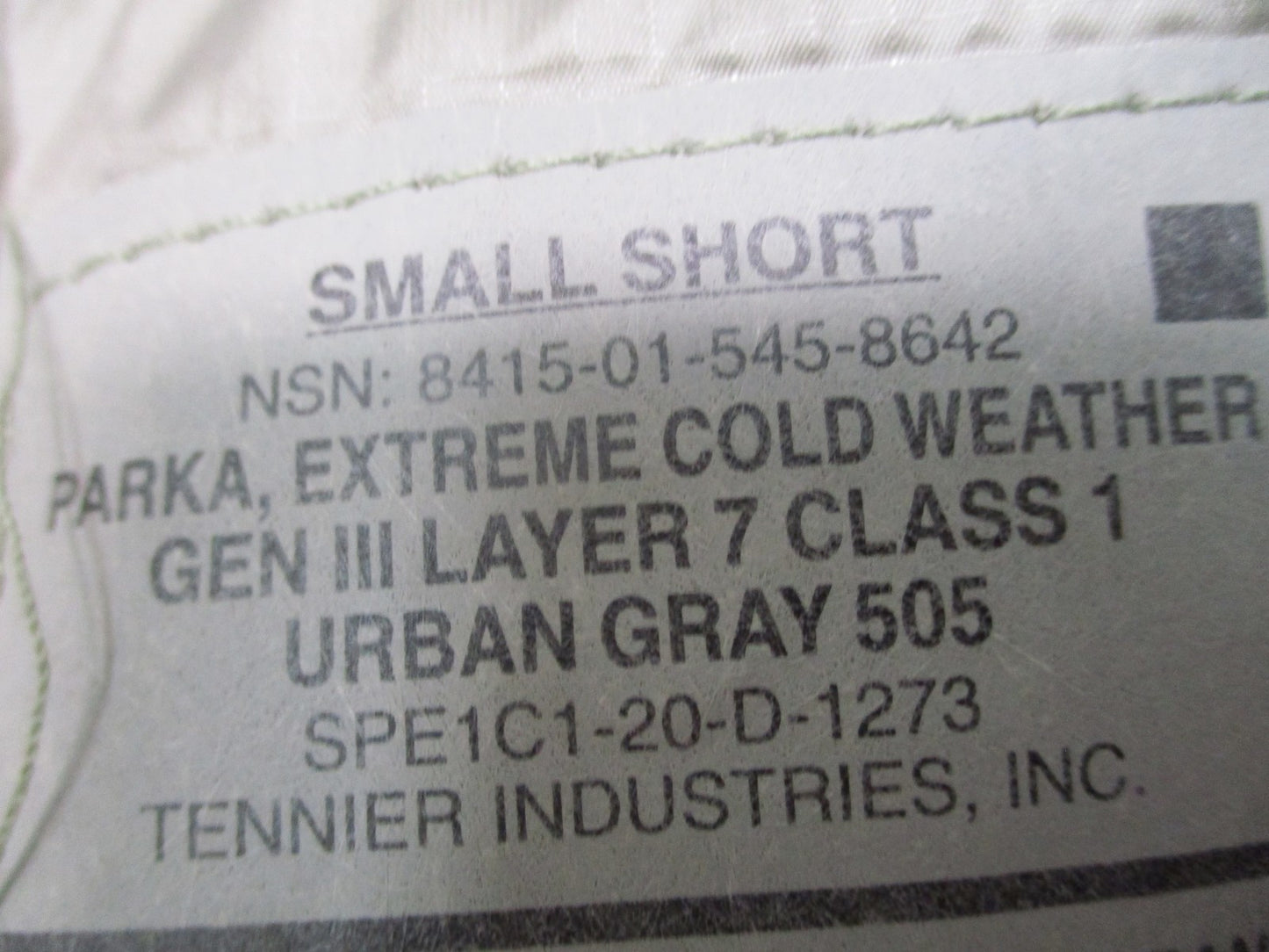 US Military ECWCS Gen III Level 7 Parka Urban Gray Small Short Cold Weather