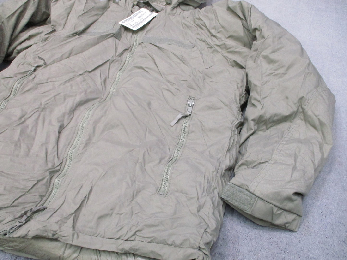 US Military ECWCS Gen III Level 7 Parka Urban Gray Small Short Cold Weather