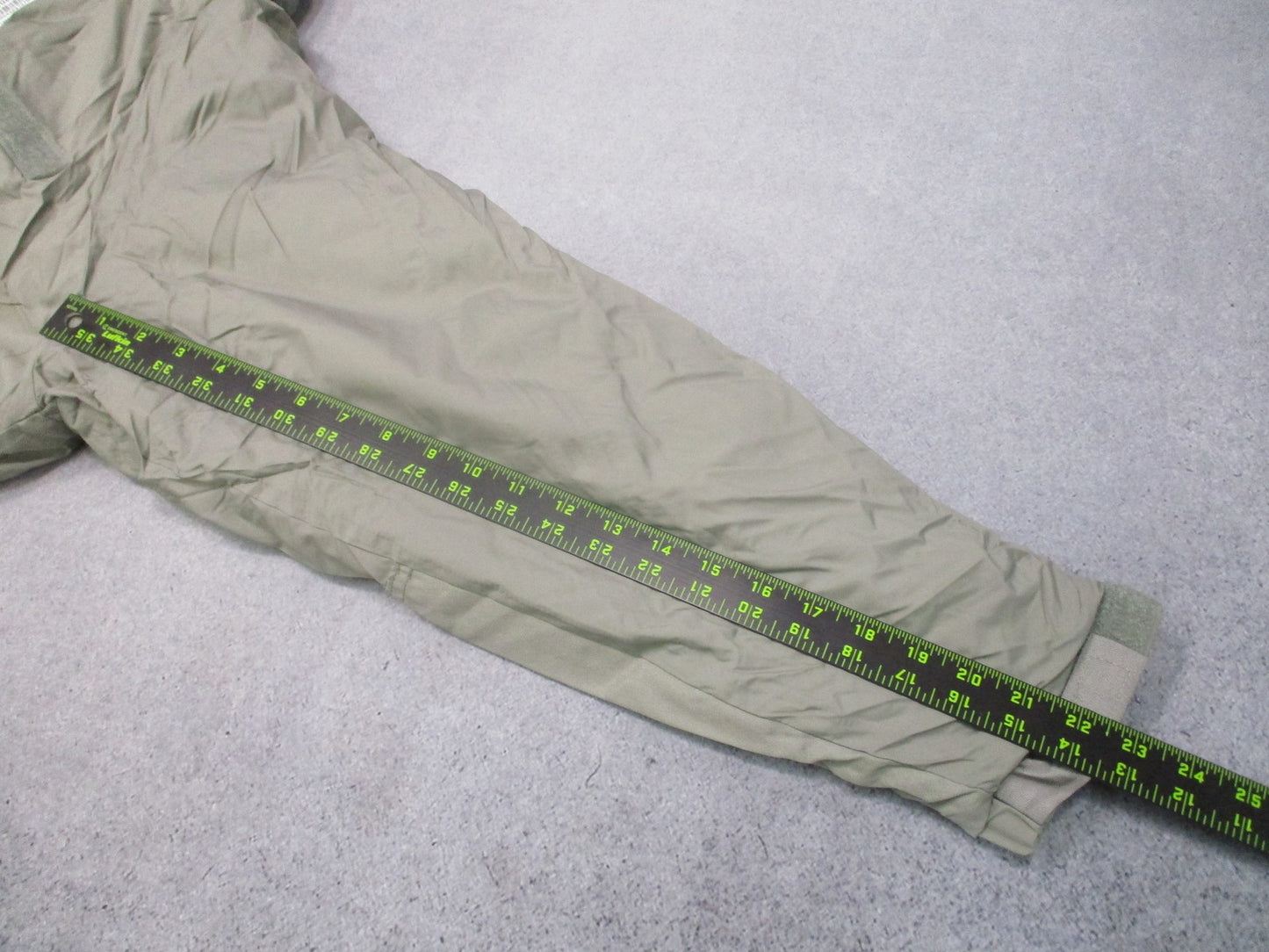 US Military ECWCS Gen III Level 7 Parka Urban Gray Small Short Cold Weather
