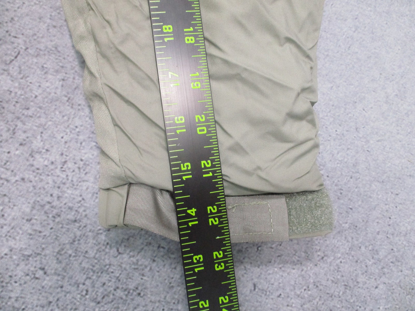 US Military ECWCS Gen III Level 7 Parka Urban Gray Small Short Cold Weather