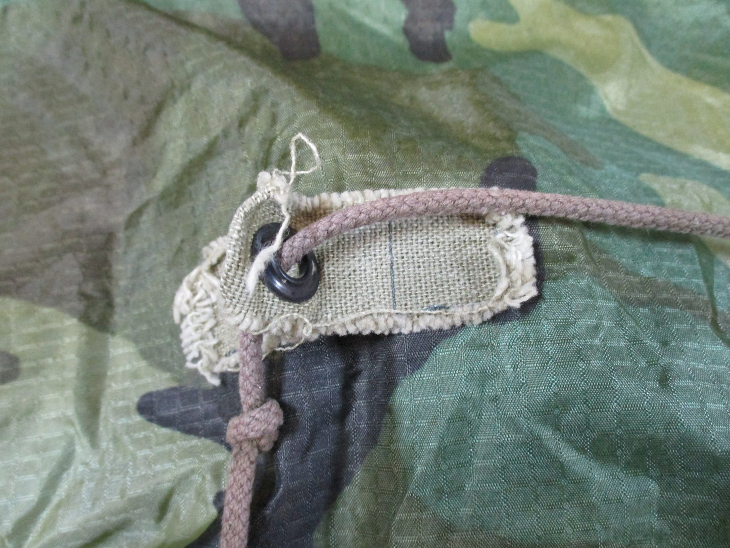 US Military Woodland Camouflage Wet Weather Poncho NSN 8405-01-100-0976 Surplus