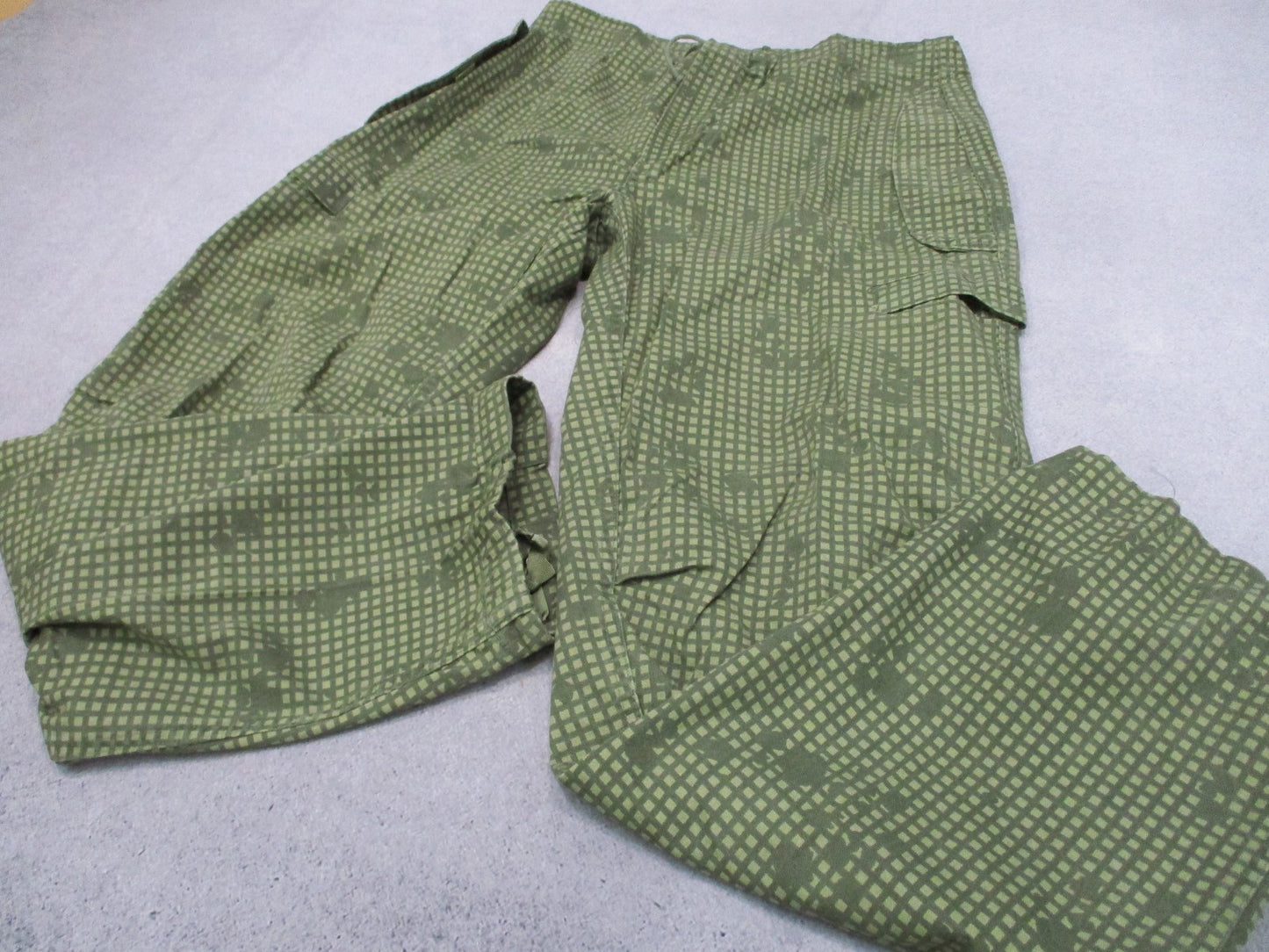 USGI MILITARY DESERT NIGHT CAMOUFLAGE TROUSERS BDU PANTS SMALL/REGULAR