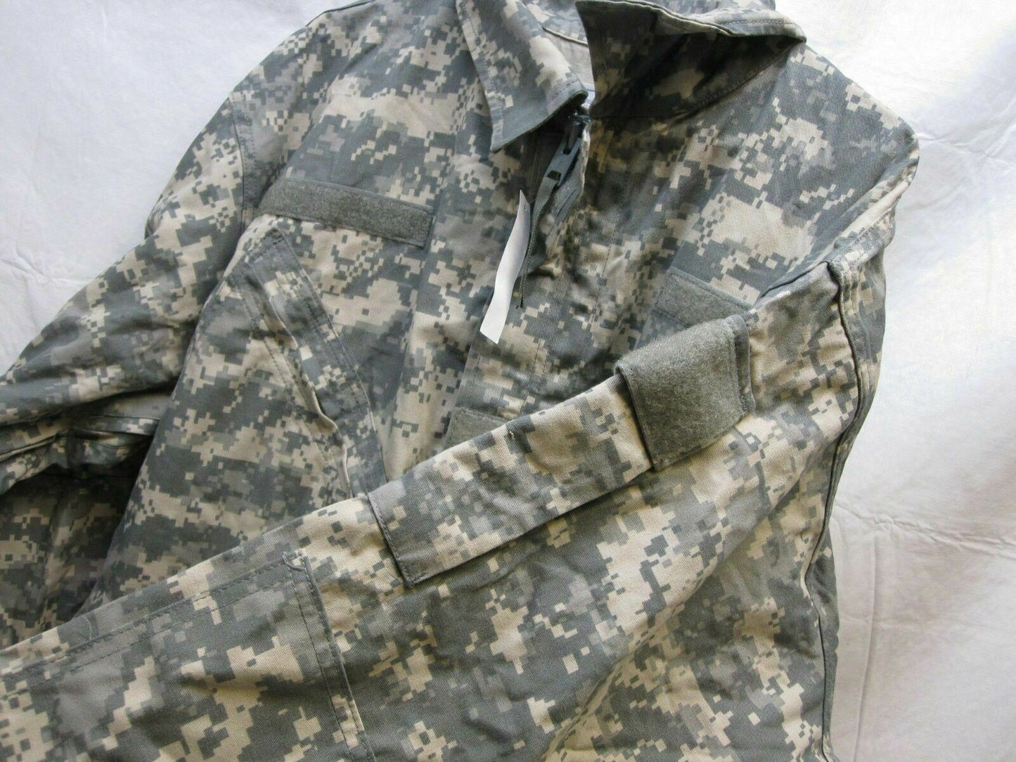 NEW MILITARY ARMY ISSUE MECHANIC COVERALLS UCP TYPE III (MEDIUM) ACU DIGITAL