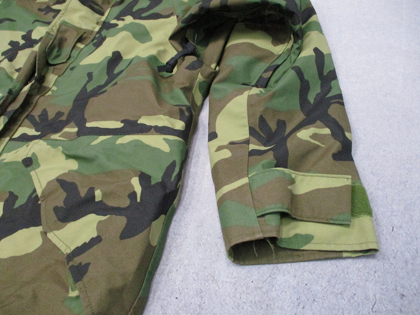 US Military ECWCS Parka Woodland Camo Gen 1 Cold Weather Jacket Medium Regular