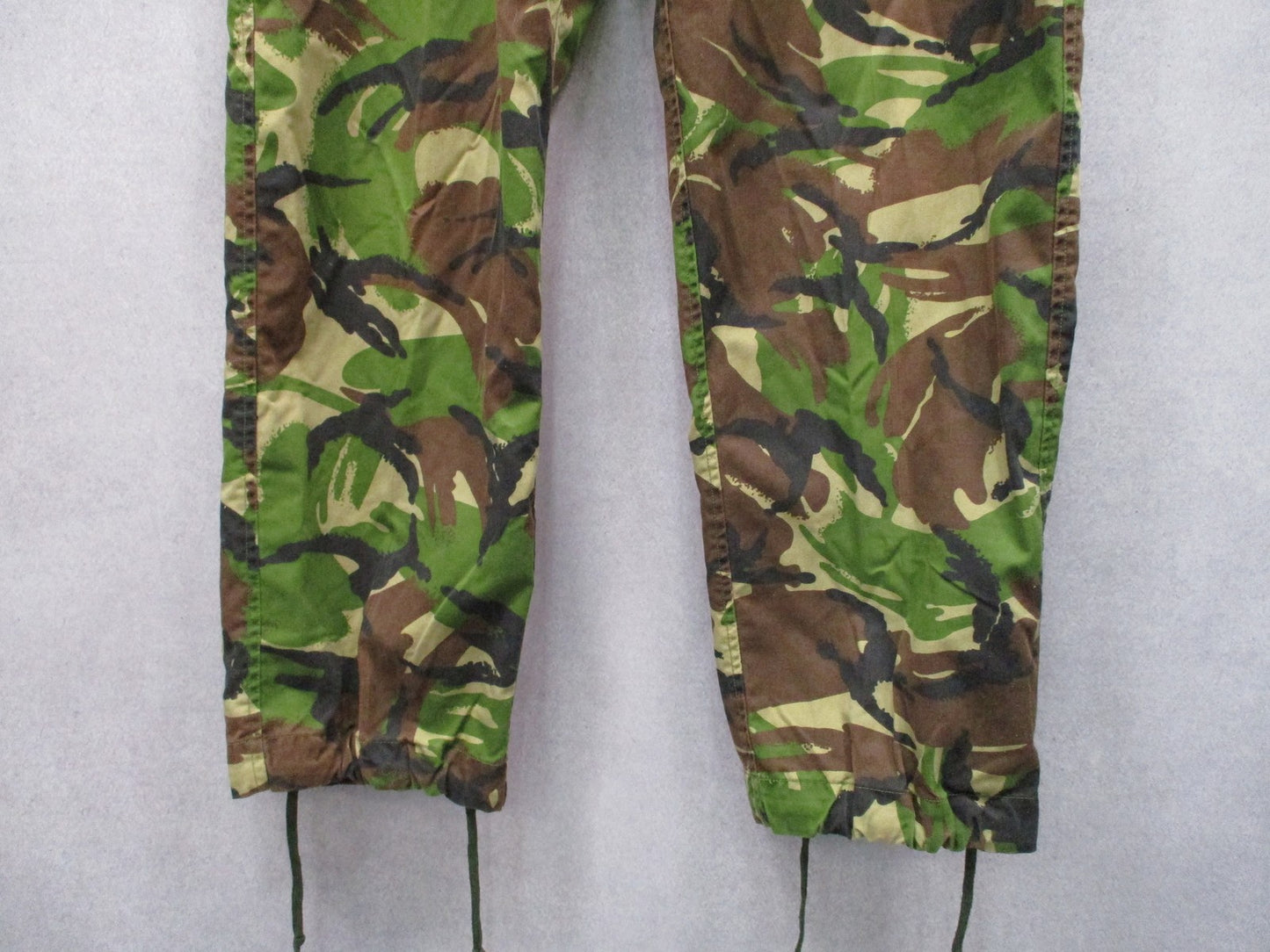 British Military Surplus Woodland DPM Combat Trousers Lightweight Size 85/92/108