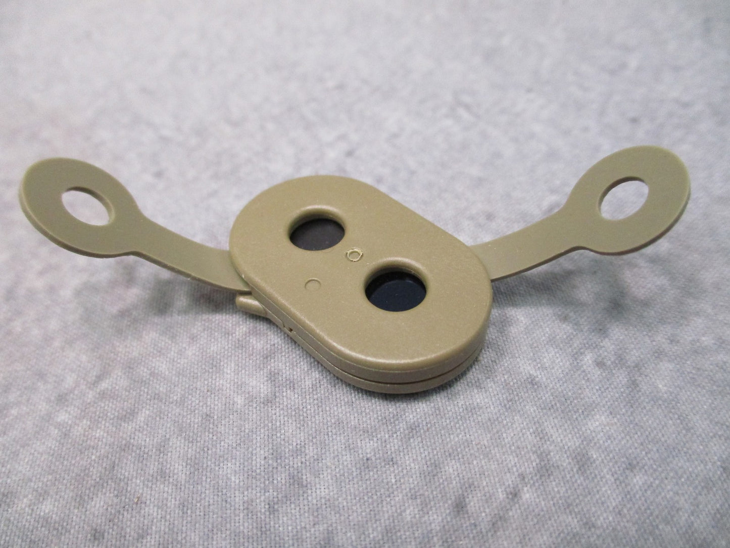ATPIAL PEQ-15 Aim Opaque Lens Cap Tan ATP-630-A2 NSN 1240-01-545-6070