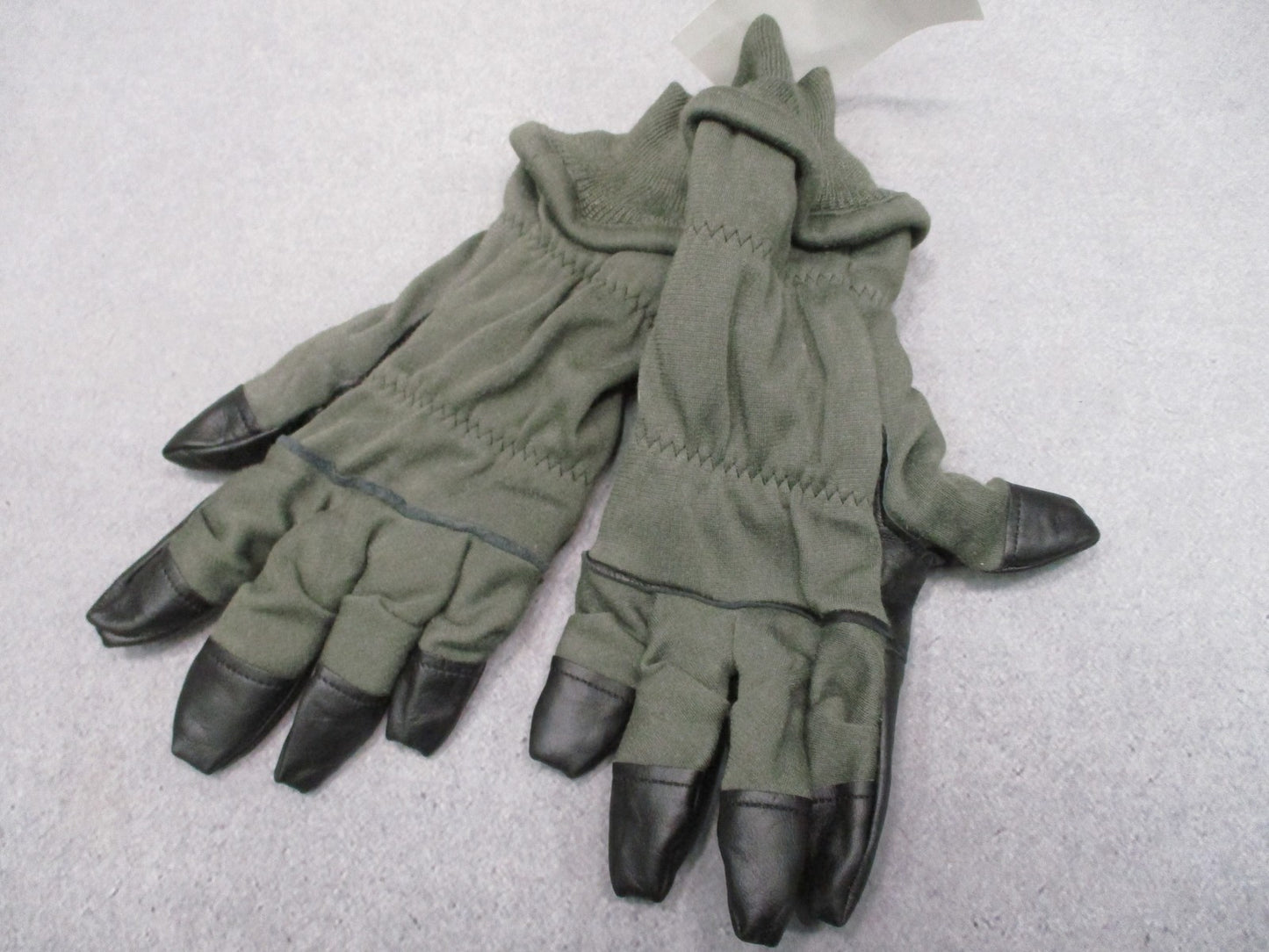 New US Military HAU-15/P Intermediate Cold Flyer's Gloves Sz 9 8415-01-446-9254