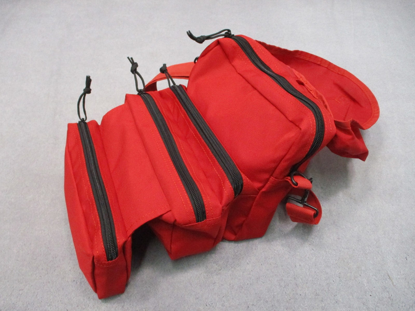 Tri-Fold First Aid M-3 Medic Kit Tactical Medical Bag Red Combat Life Saver CLS