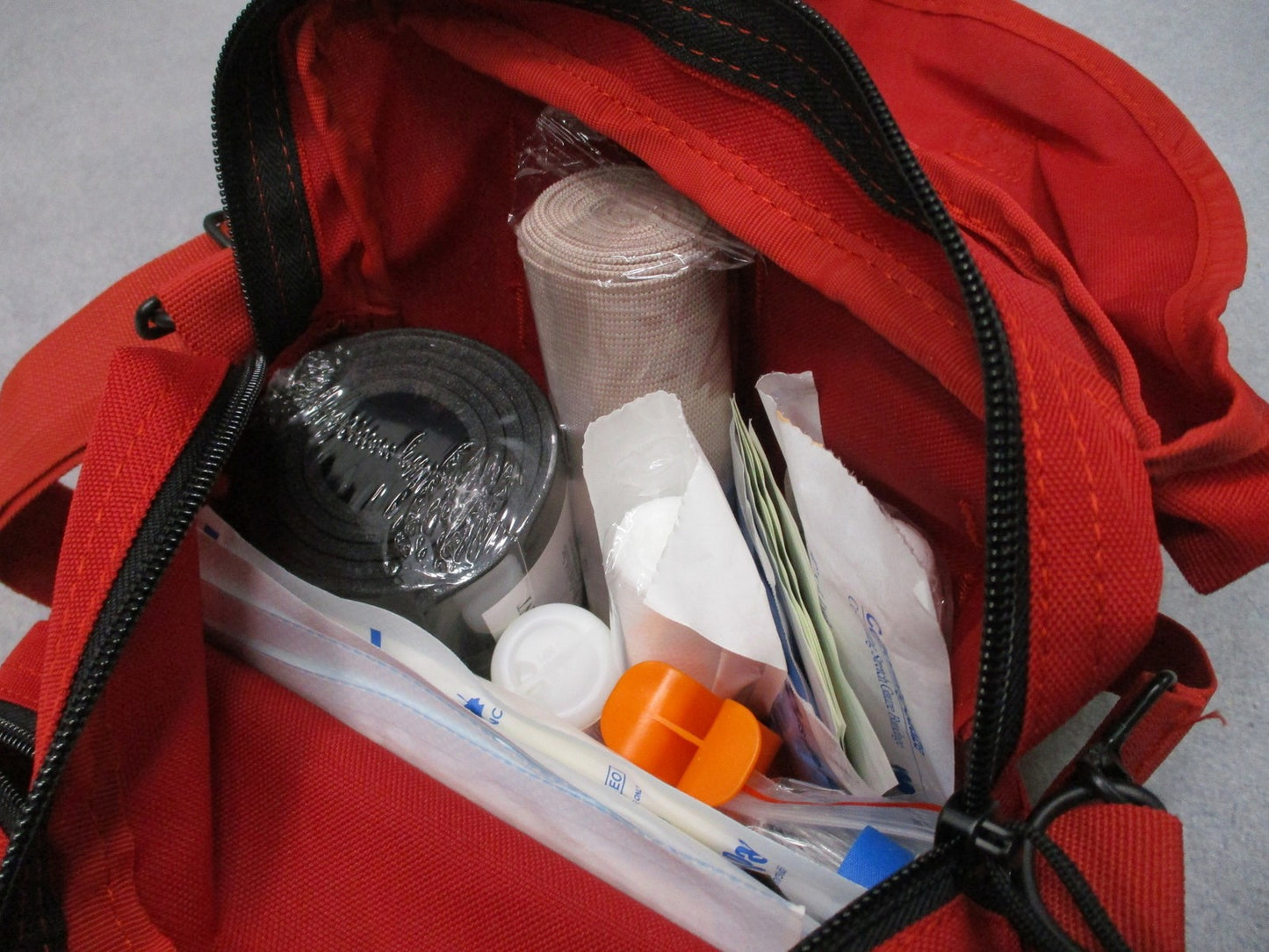 Tri-Fold First Aid M-3 Medic Kit Tactical Medical Bag Red Combat Life Saver CLS