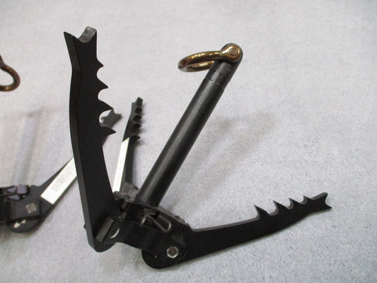 USGI MILITARY GRAPPLING HOOK THE MIL GRABBER COLLAPSIBLE GRAPPLE TRGEAR TRI-CLAW