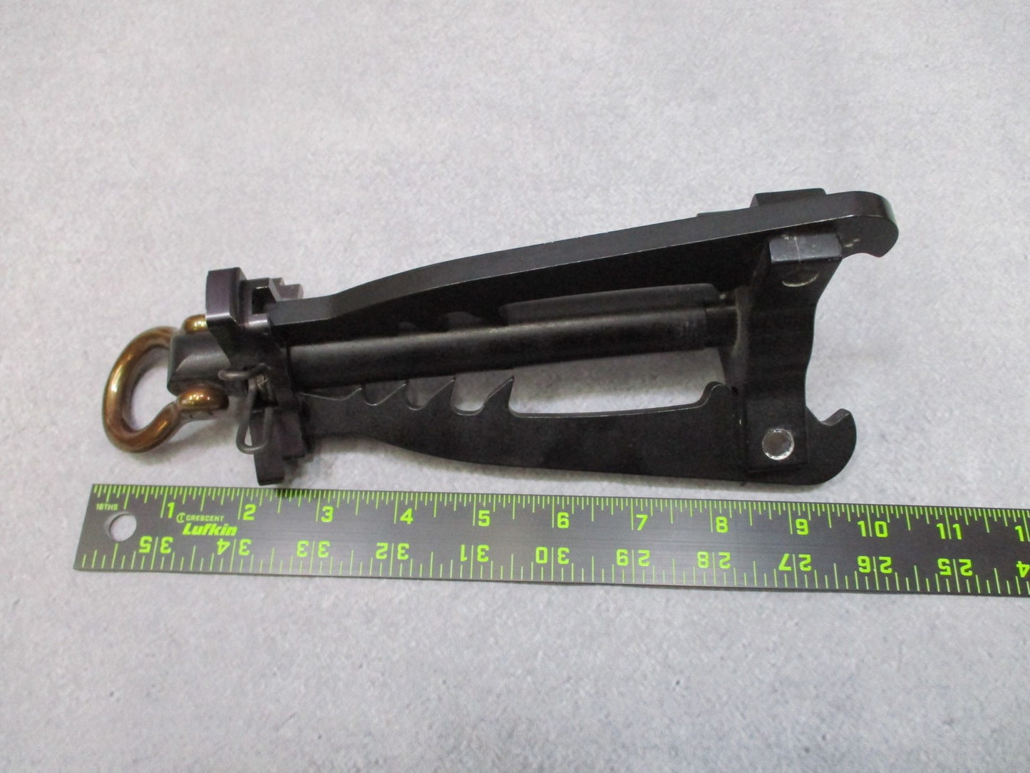 USGI MILITARY GRAPPLING HOOK THE MIL GRABBER COLLAPSIBLE GRAPPLE TRGEAR TRI-CLAW