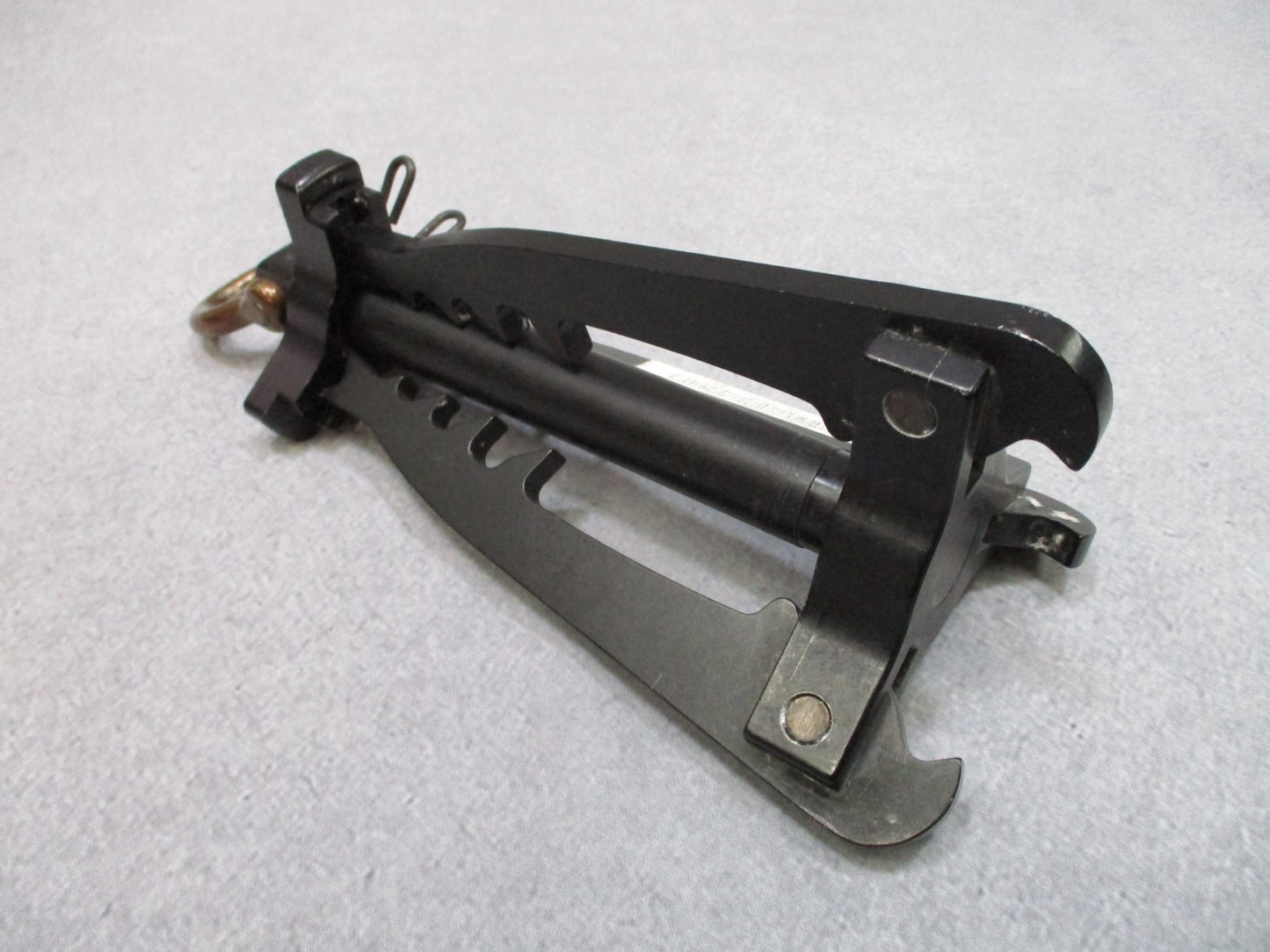 USGI MILITARY GRAPPLING HOOK THE MIL GRABBER COLLAPSIBLE GRAPPLE TRGEAR TRI-CLAW