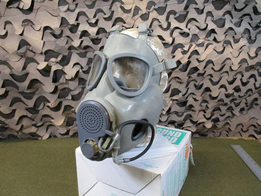 Military Surplus M10M Gas Mask Kit with Carry Bag and Accessories size 2 two