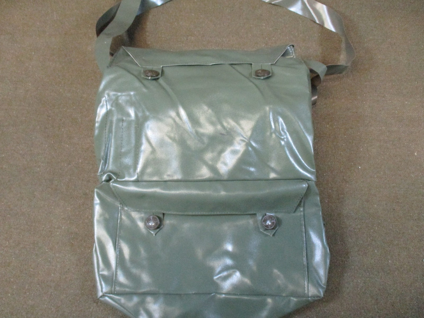 Military Surplus M10M Gas Mask Kit with Carry Bag and Accessories size 2 two