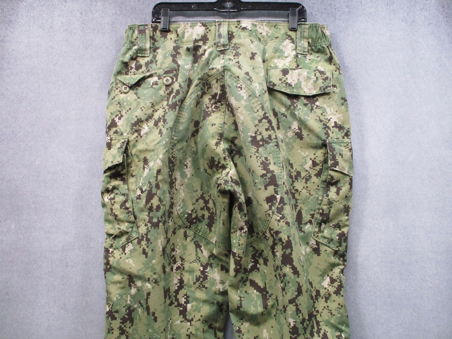 USGI US Navy NWU Type III AOR2 Woodland Camo Trousers XL Long 8405-01-574-7750