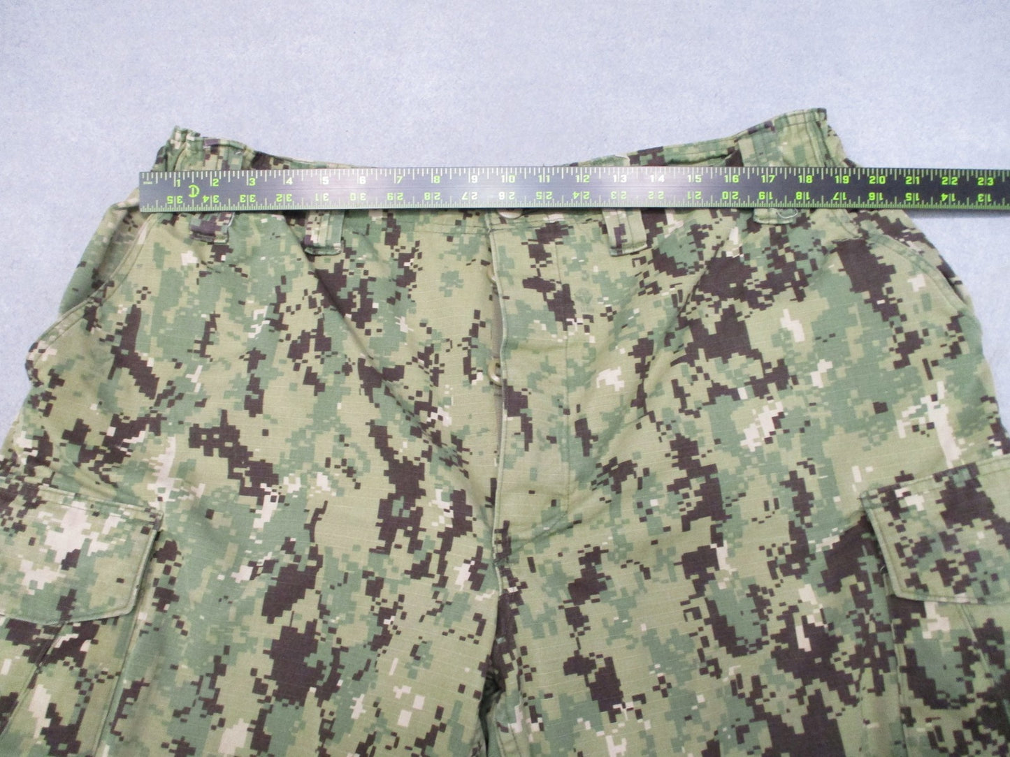 USGI US Navy NWU Type III AOR2 Woodland Camo Trousers XL Long 8405-01-574-7750