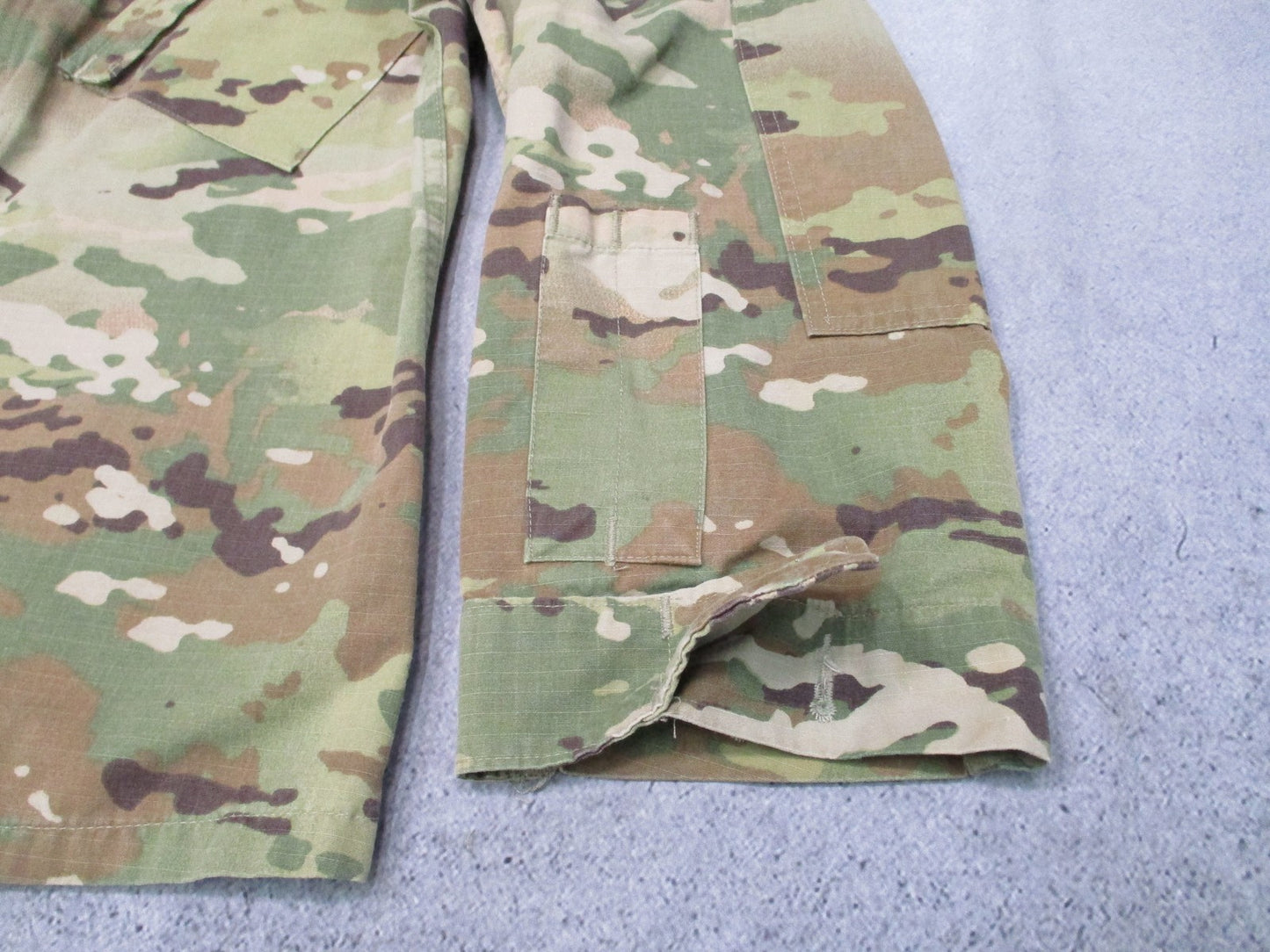 Genuine US Army ACU Coat OCP Scorpion W2 Camo Medium Regular Ripstop Uniform