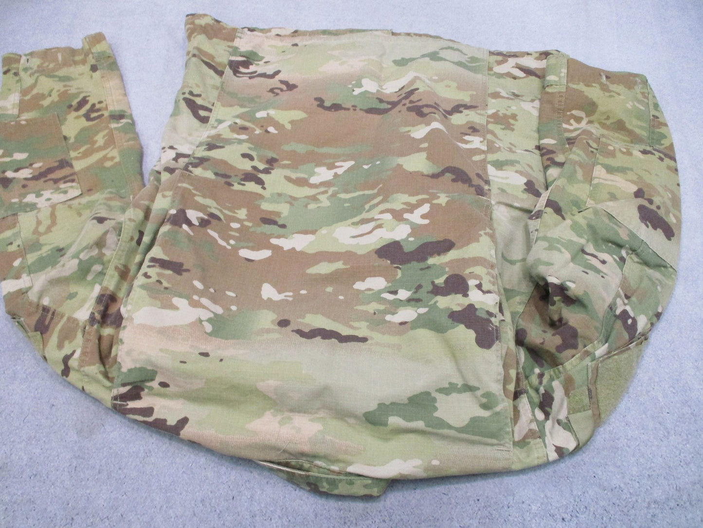 Genuine US Army ACU Coat OCP Scorpion W2 Camo Medium Regular Ripstop Uniform