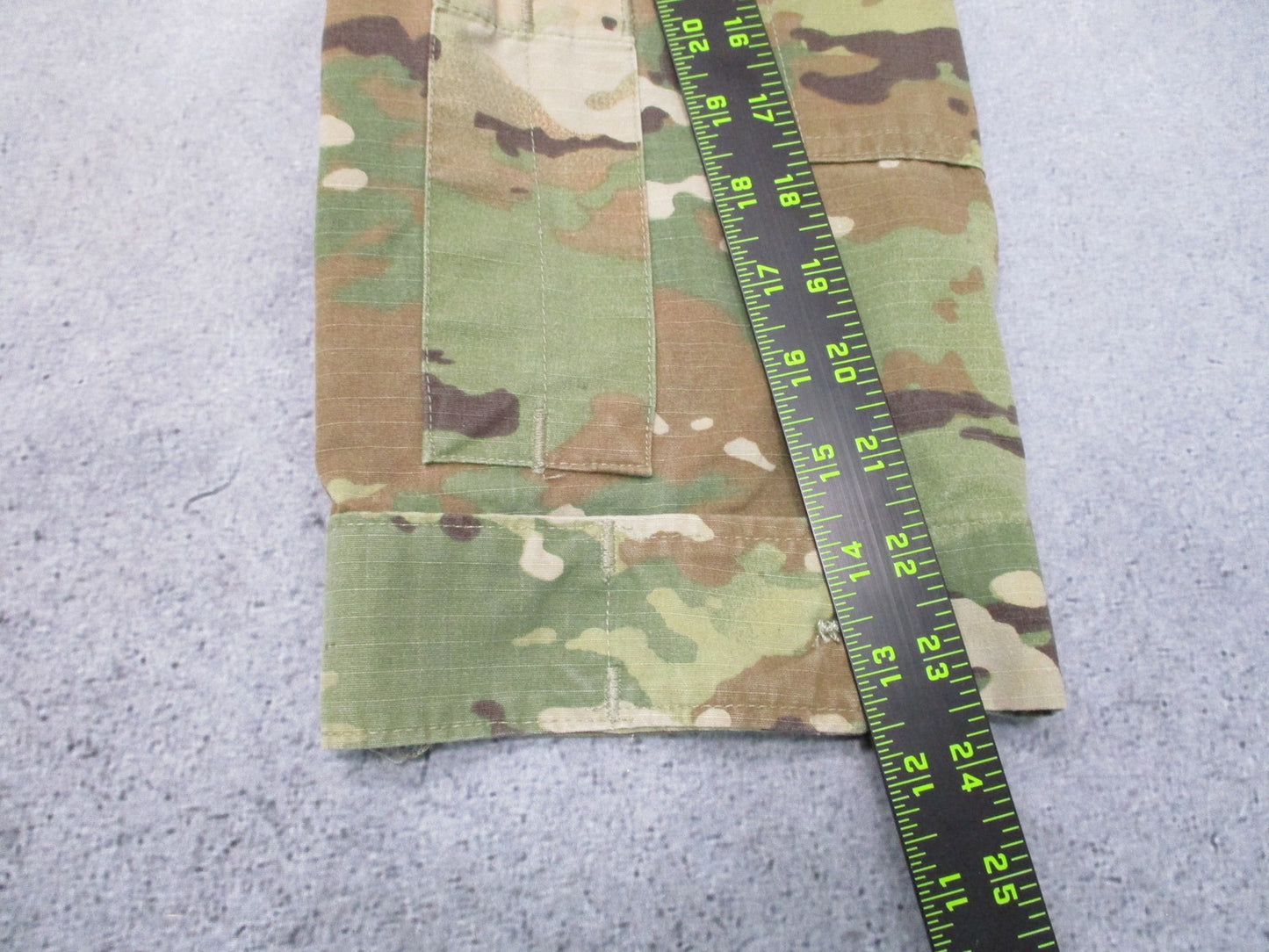 Genuine US Army ACU Coat OCP Scorpion W2 Camo Medium Regular Ripstop Uniform