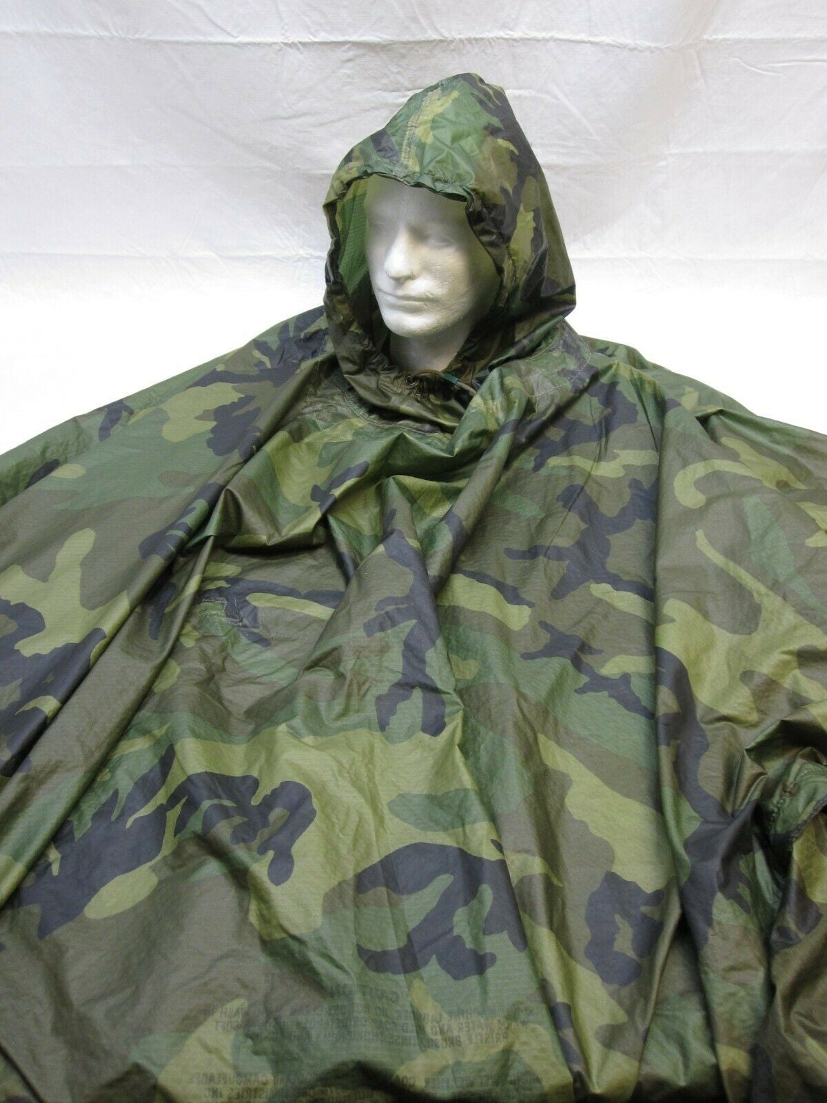 VCG USGI WOODLAND BDU MILITARY PONCHO WET WEATHER RAIN GEAR 8405-01-100-0976