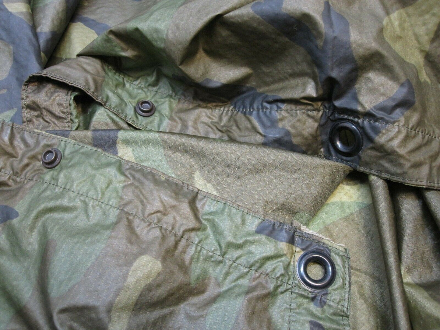 VCG USGI WOODLAND BDU MILITARY PONCHO WET WEATHER RAIN GEAR 8405-01-100-0976