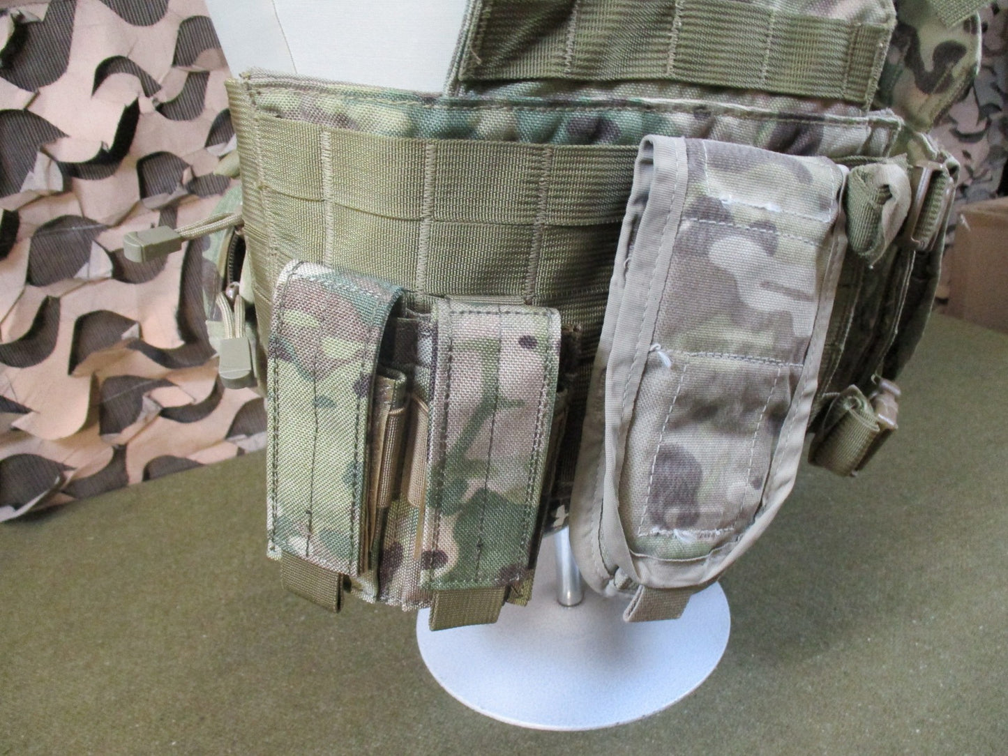 US Military DFLCS V2 MOLLE Tactical Chest Rig Multicam Medium Complete Set w/ Pouches