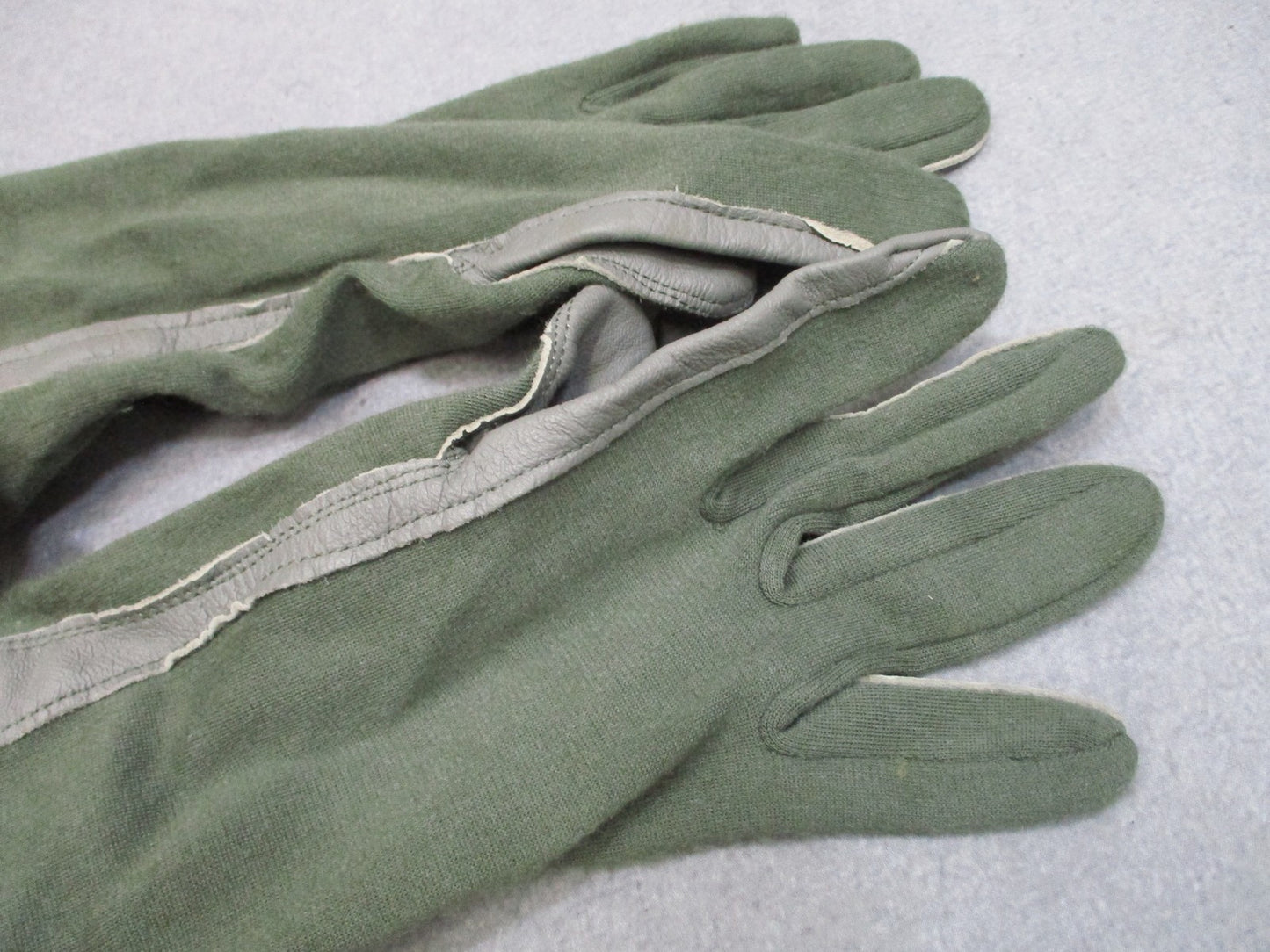 US Military Summer Flyers Gloves Type GS/FRP-2 Size 11 Flame Resistant Leather