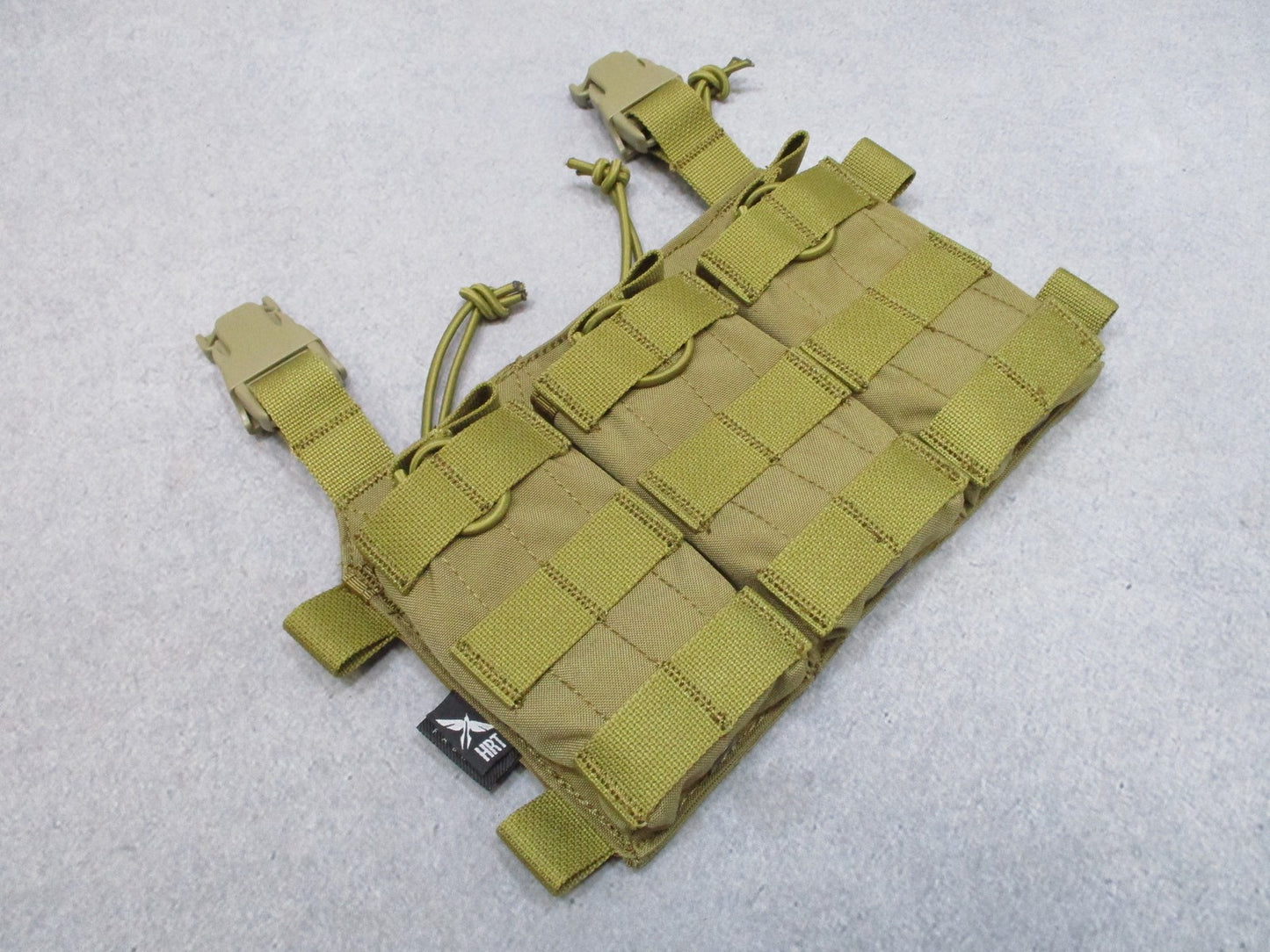 HRT Tactical Gear Triple 5.56/.223 Placard Coyote Brown Mag Pouch Bungee Closure