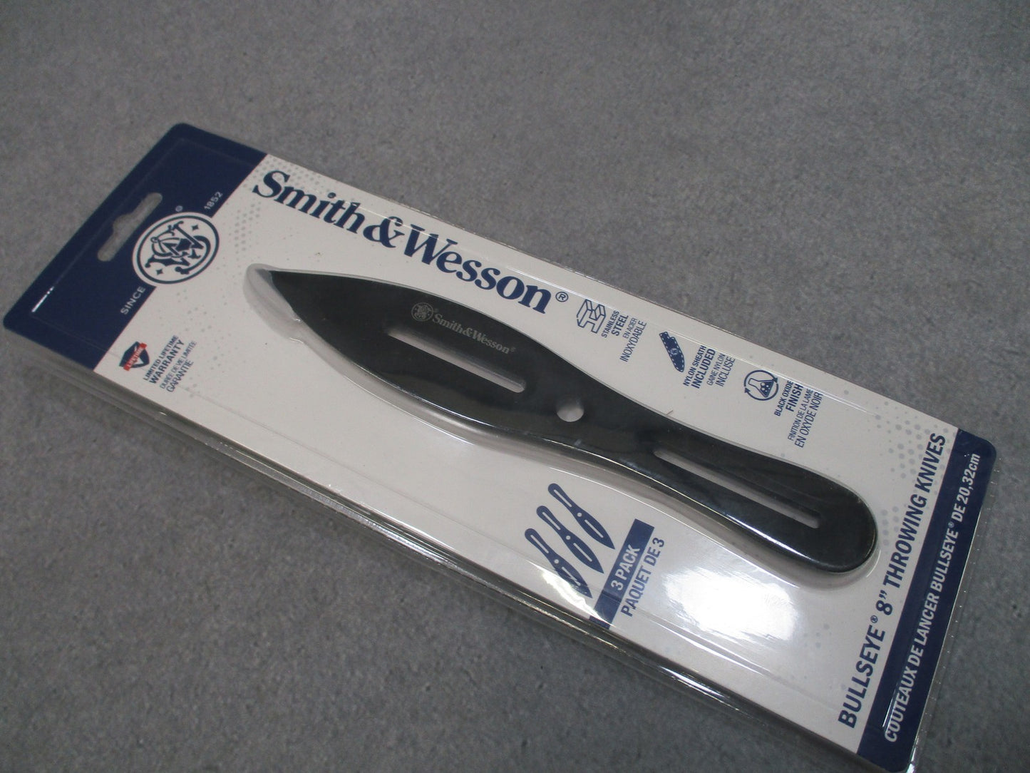 Smith & Wesson Bullseye 8" Throwing Knives 3-Pack w/ Nylon Sheath NEW