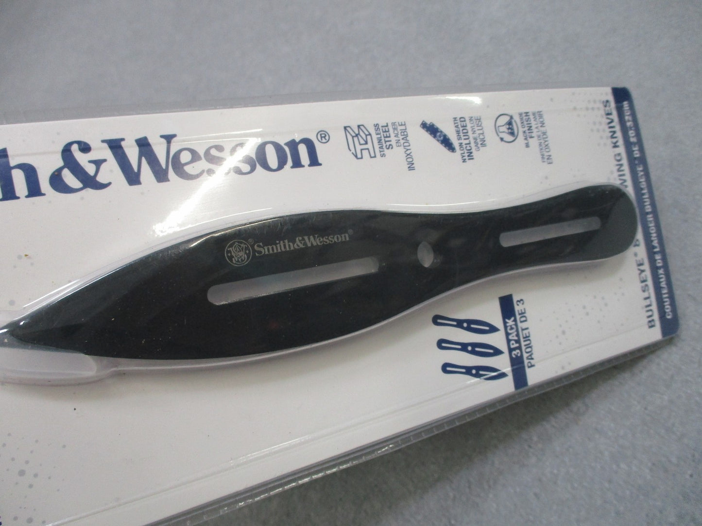 Smith & Wesson Bullseye 8" Throwing Knives 3-Pack w/ Nylon Sheath NEW