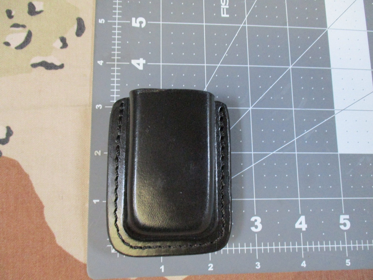1836 Leather Single Magazine Carrier Clip-On Ruger SR9 XDS 9mm Ambidextrous New