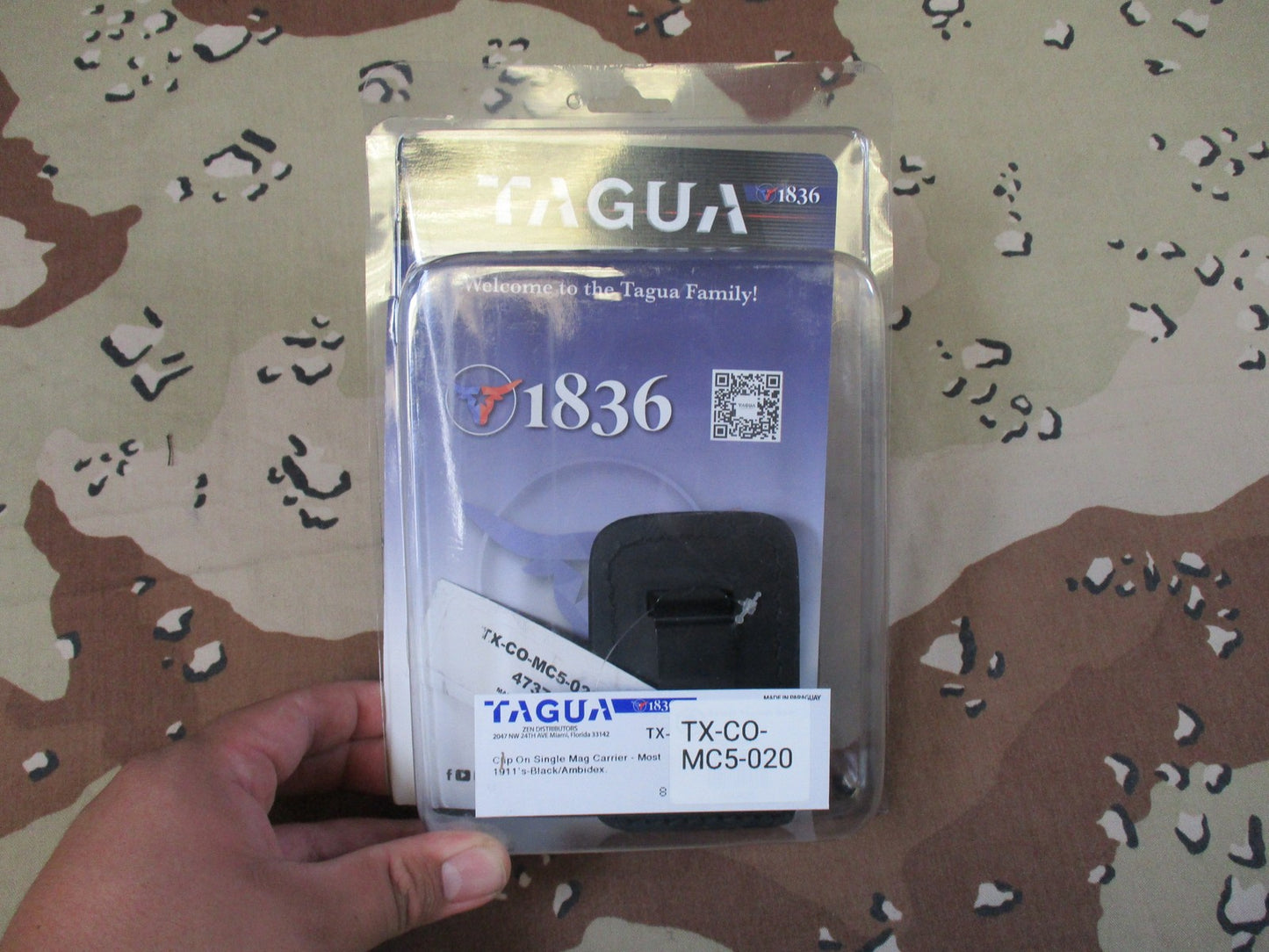 Tagua 1836 Leather Clip-On Single Magazine Carrier for 1911 - Black Ambidextrous