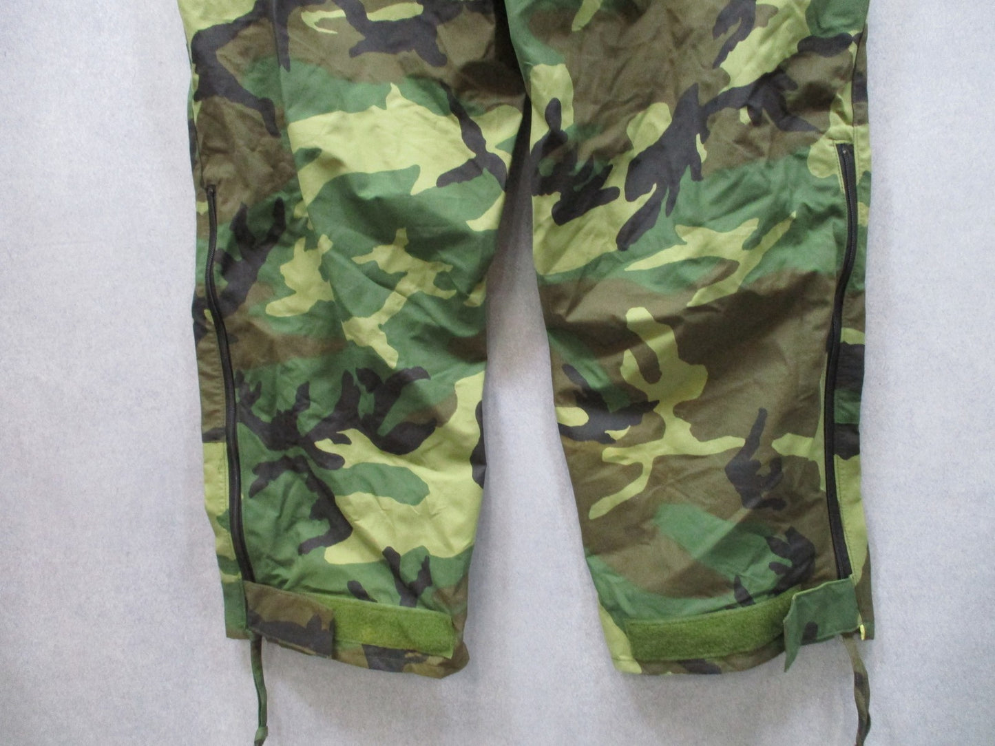 USGI Military Gore-Tex Woodland M81 Cold Weather Trousers Men's X-Large Long