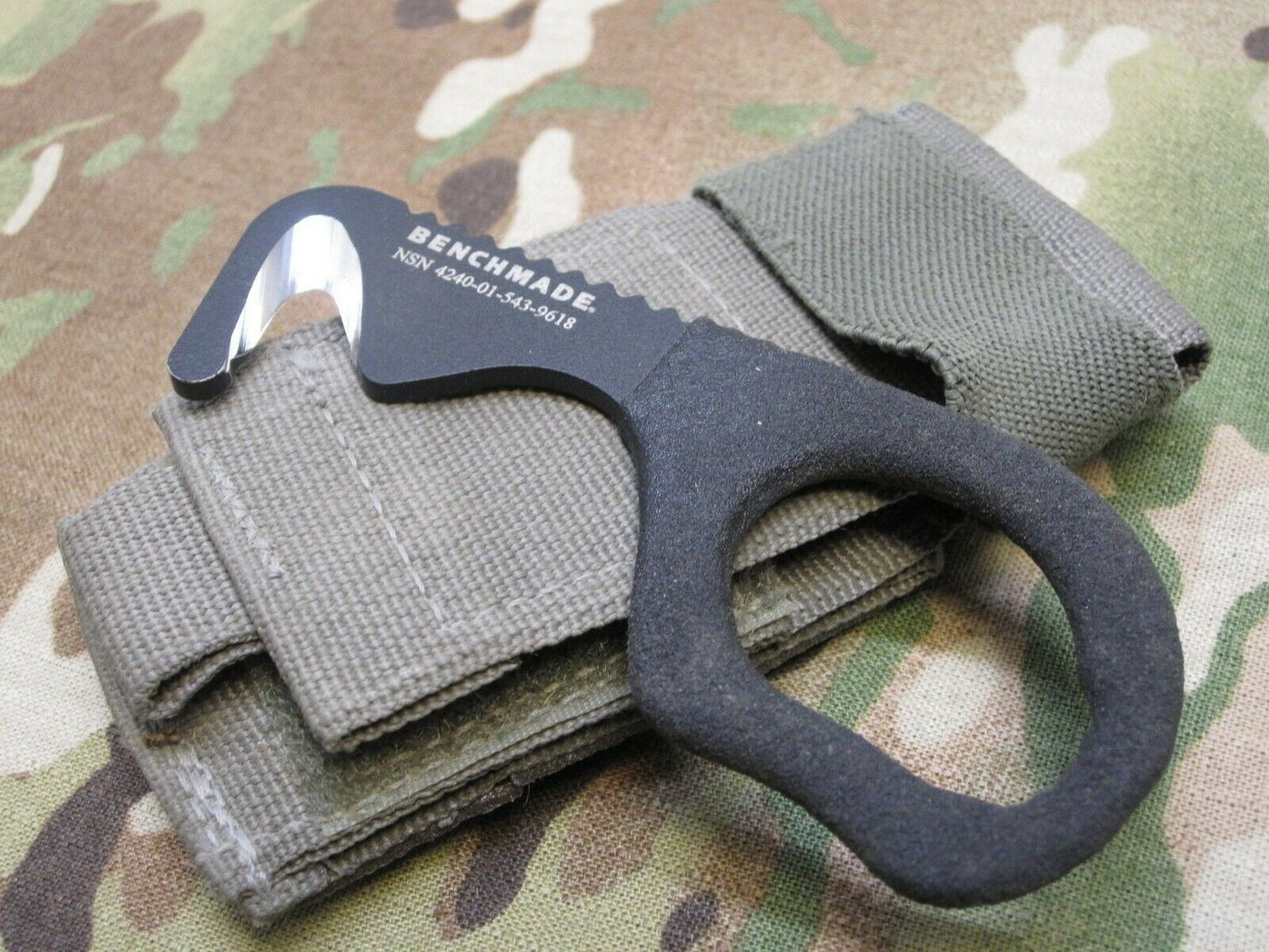 NEW BENCHMADE 7 STRAP SEATBELT CUTTER SAFETY HOOK KNIFE FOLIAGE GREEN ACU SHEATH