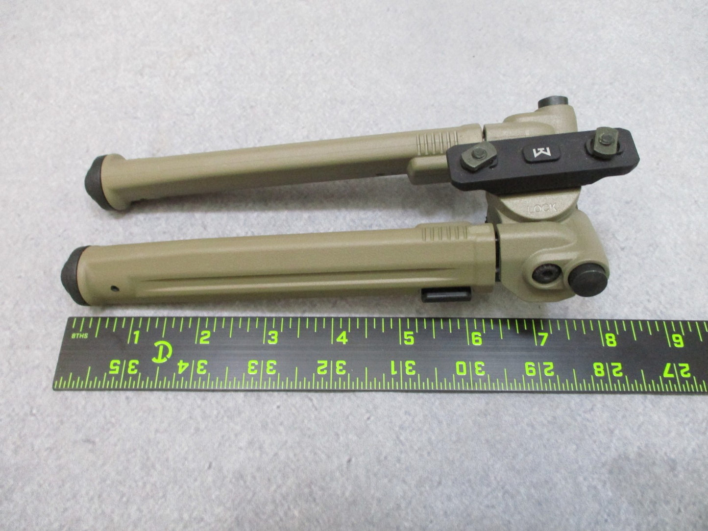 Magpul MAG933 Bipod for M-LOK FDE - New Open Box - Tan