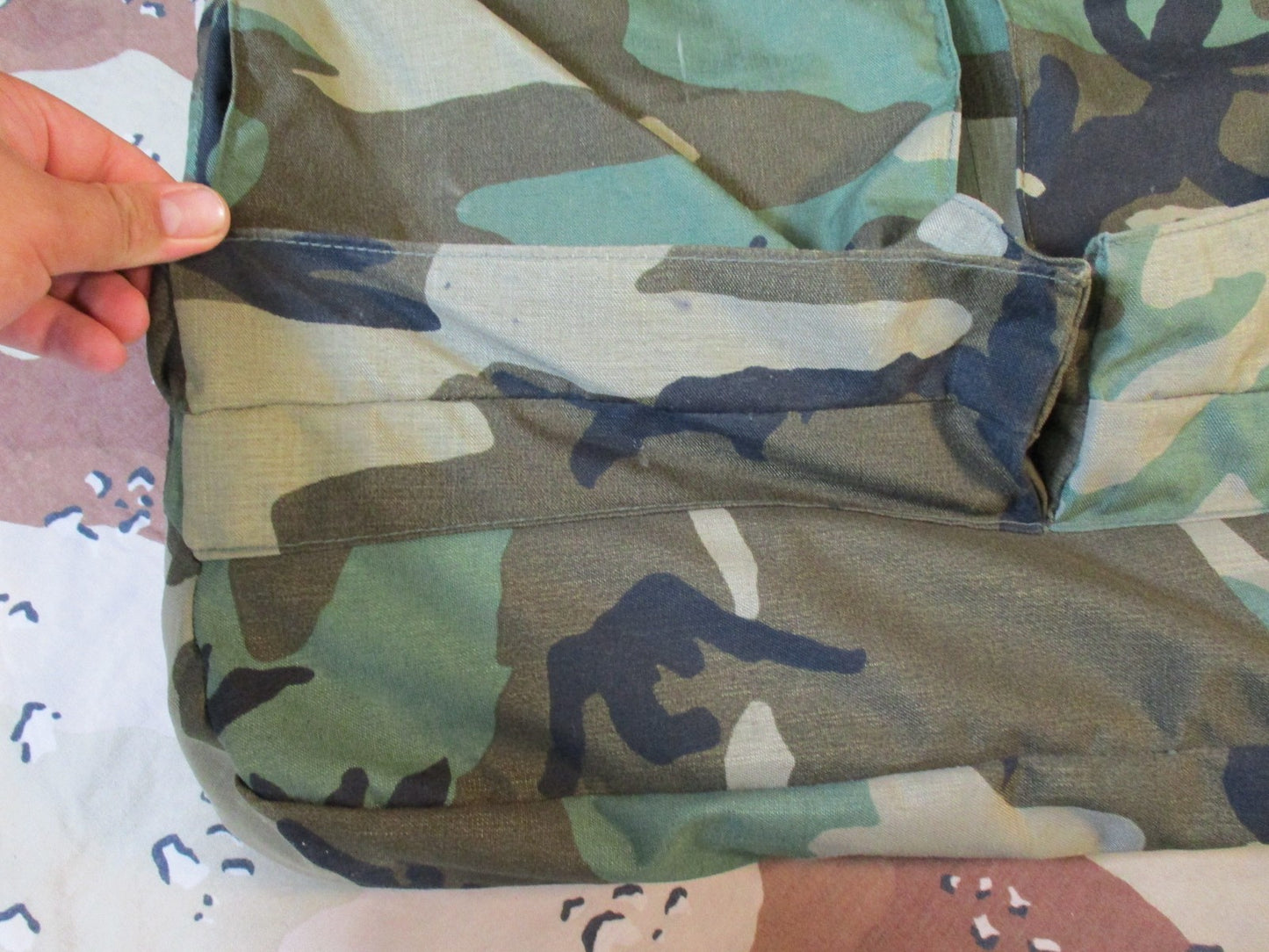 US Military AH-64 Flyers Helmet Bag Woodland Camo Tactical Flight Gear Surplus