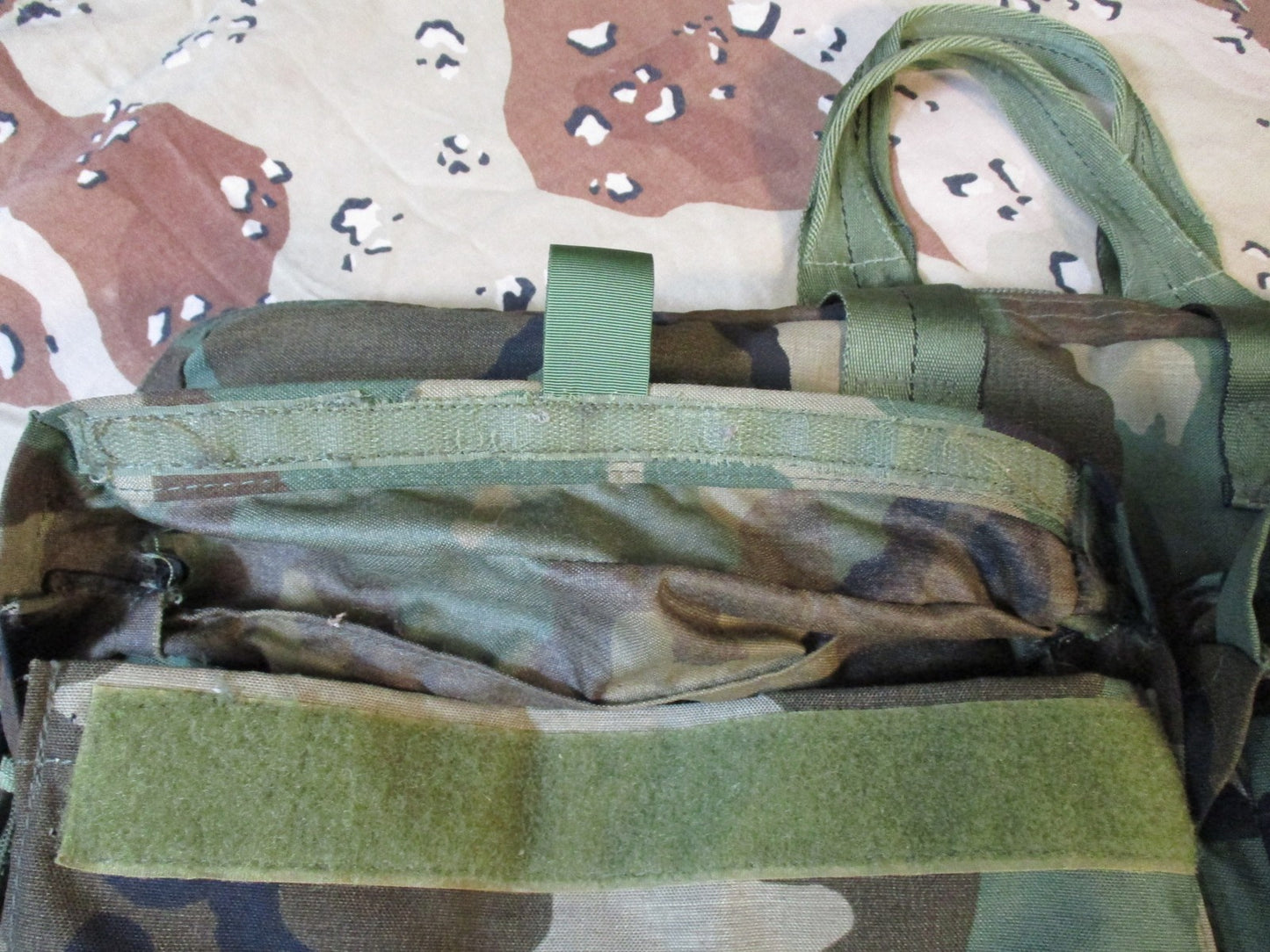 US Military AH-64 Flyers Helmet Bag Woodland Camo Tactical Flight Gear Surplus