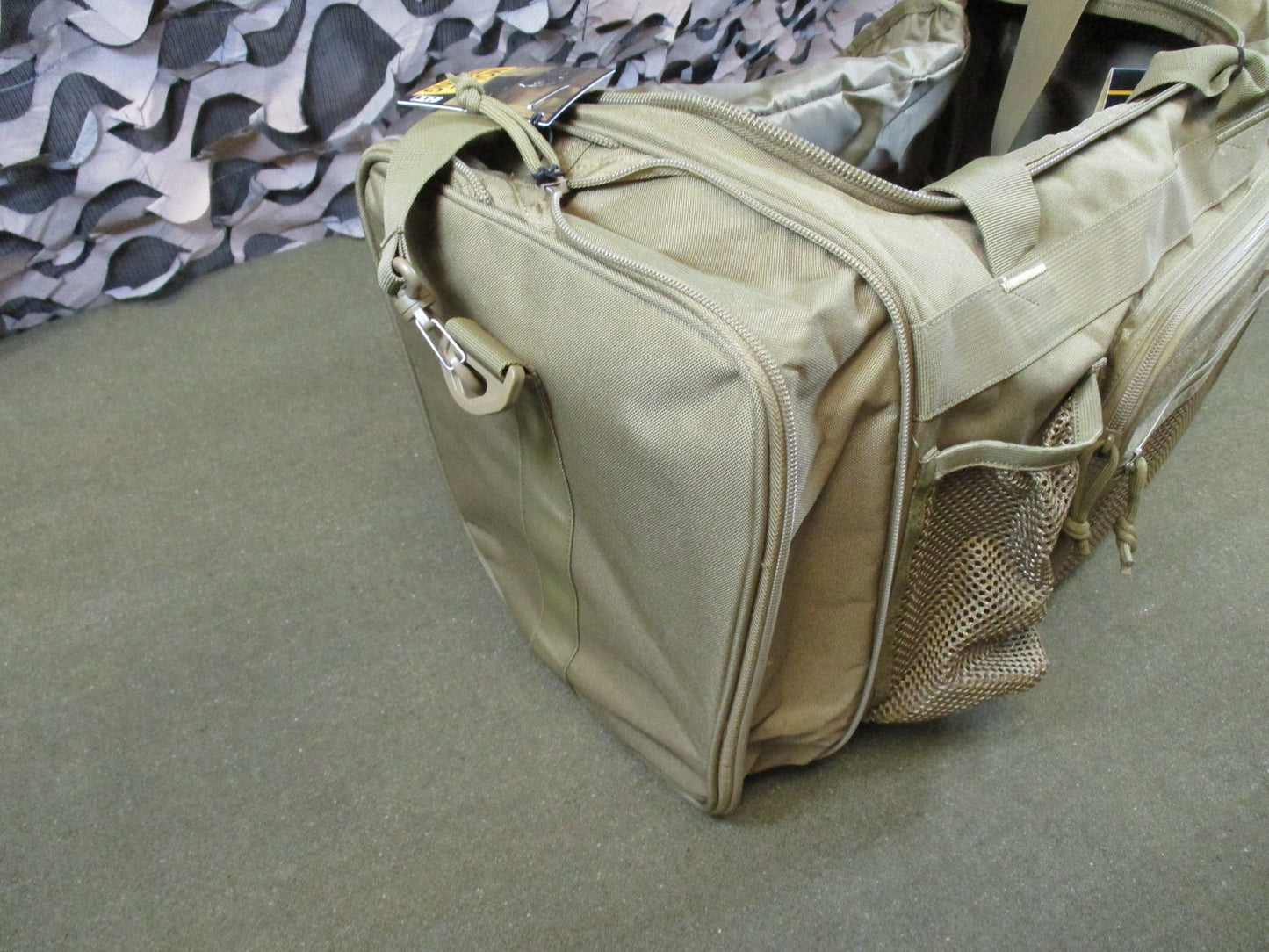 Highland Tactical Duffel Elite Expandable Gear Bag Tan New With Tags