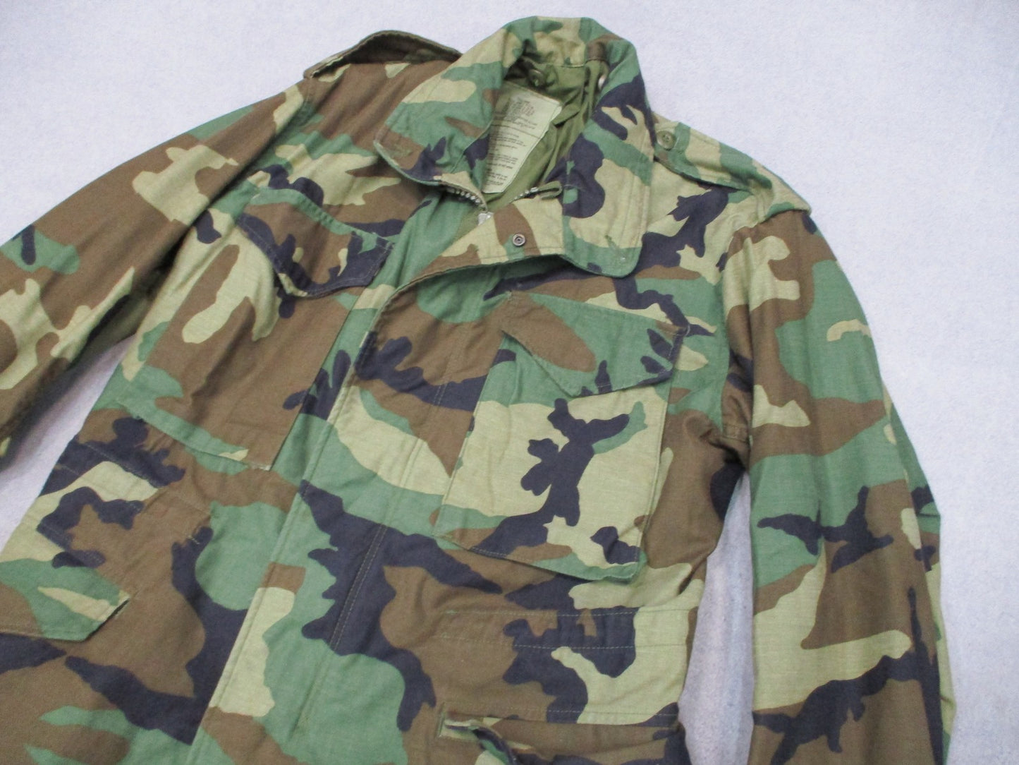 USGI M65 Woodland Field Jacket Small Short Centre MFG 8415-01-099-7830 Army Coat