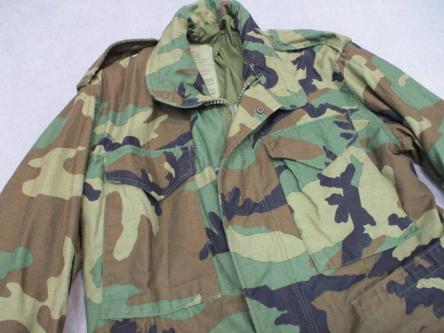 USGI M65 Woodland Field Jacket Small Short Centre MFG 8415-01-099-7830 Army Coat