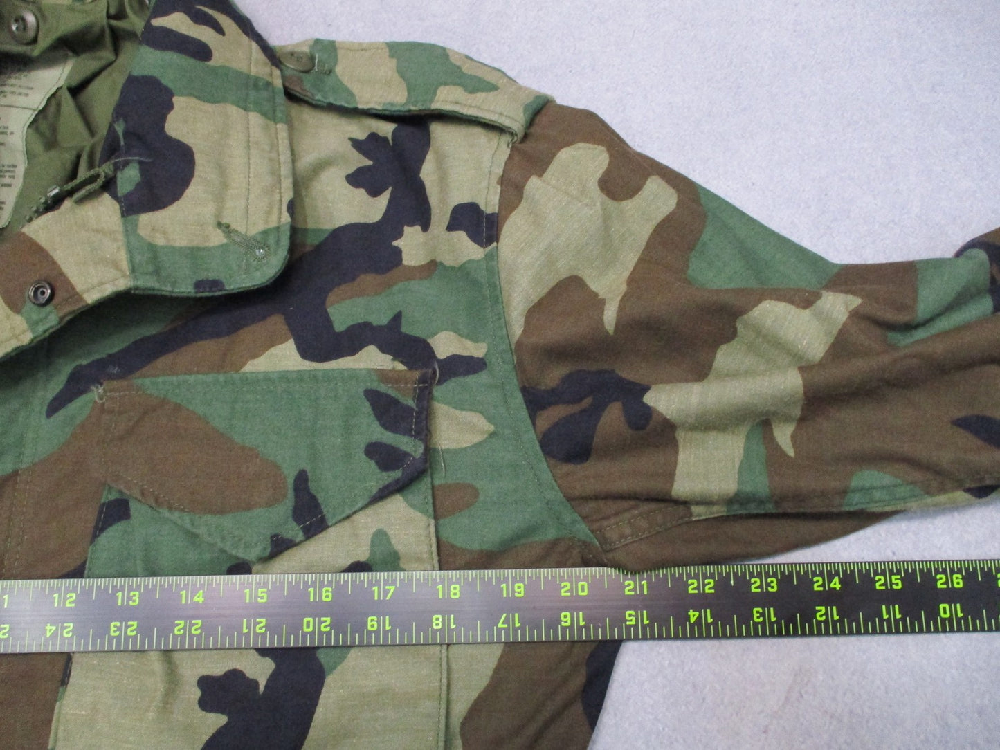 USGI M65 Woodland Field Jacket Small Short Centre MFG 8415-01-099-7830 Army Coat