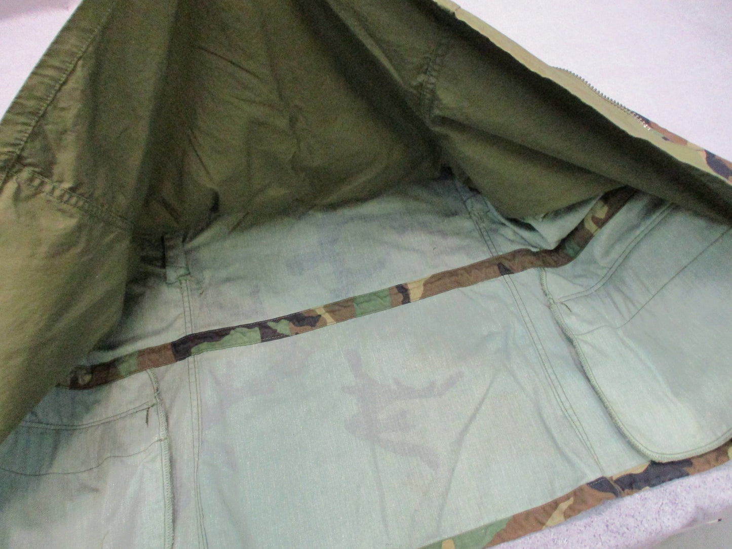 USGI M65 Woodland Field Jacket Small Short Centre MFG 8415-01-099-7830 Army Coat